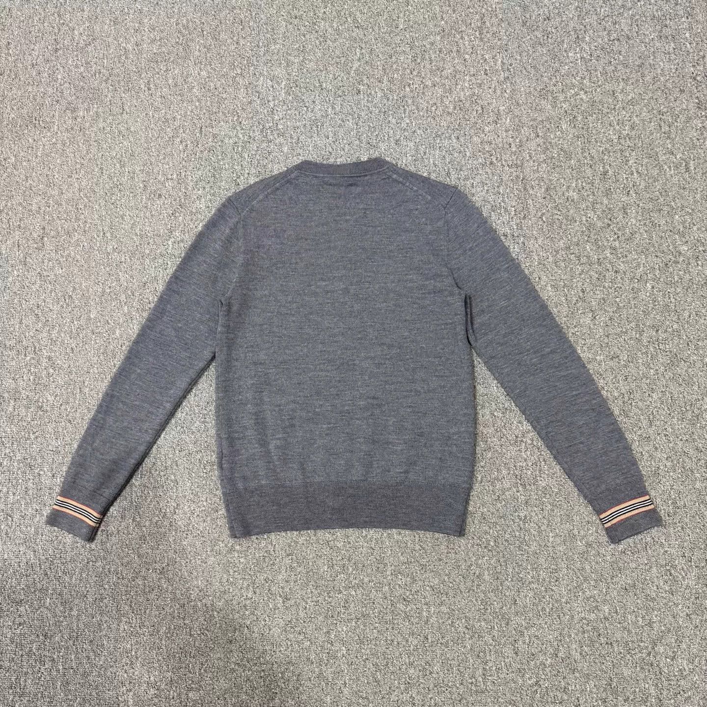 Burberry Burberry Gray Wool Knit Sweater Size S New Size S / US 4 / IT 40 - 2 Thumbnail