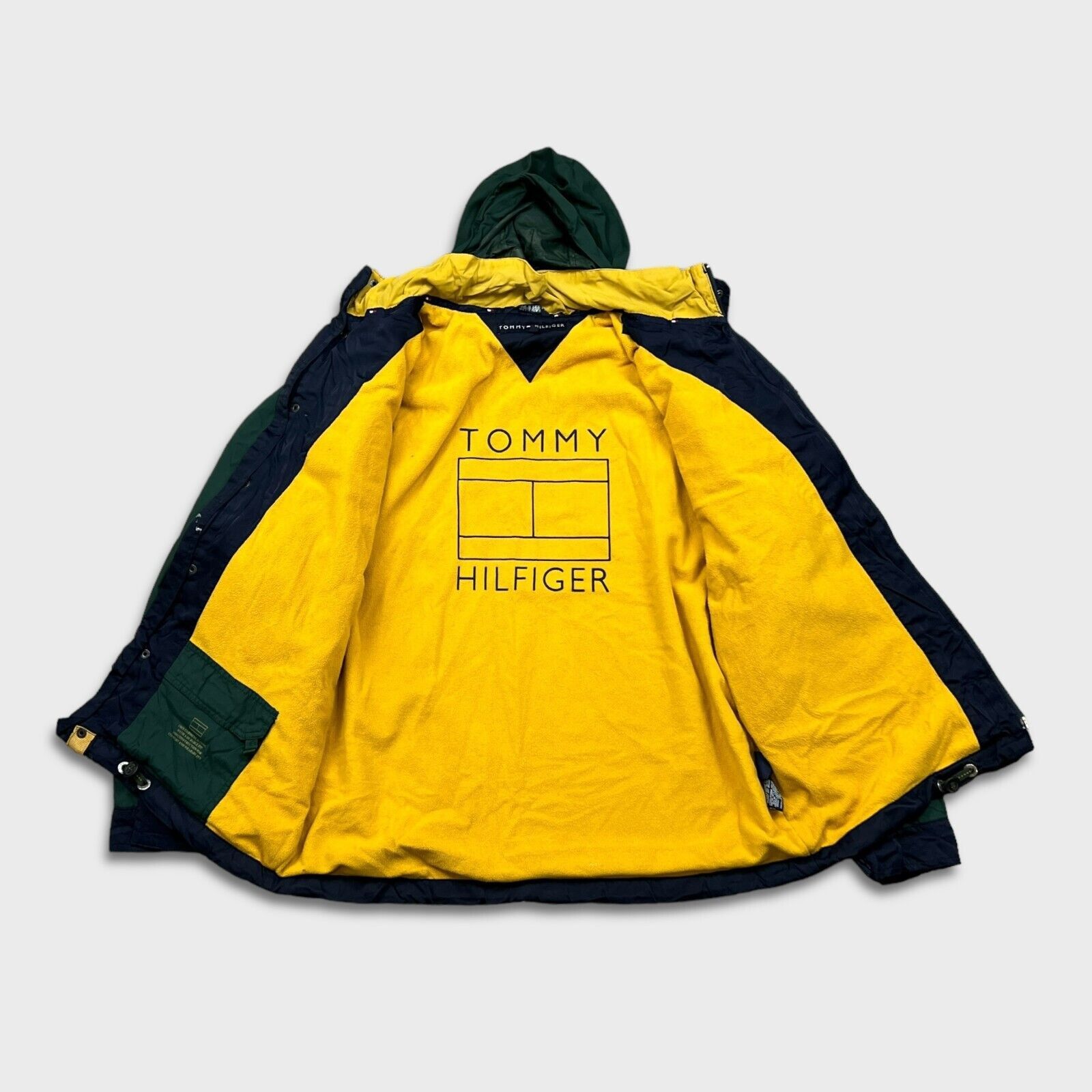Tommy Hilfiger × Vintage Vintage Tommy Hilfiger Jacket Medium Tommy Flag Outdoor Zip Size US M / EU 48-50 / 2 - 8 Thumbnail