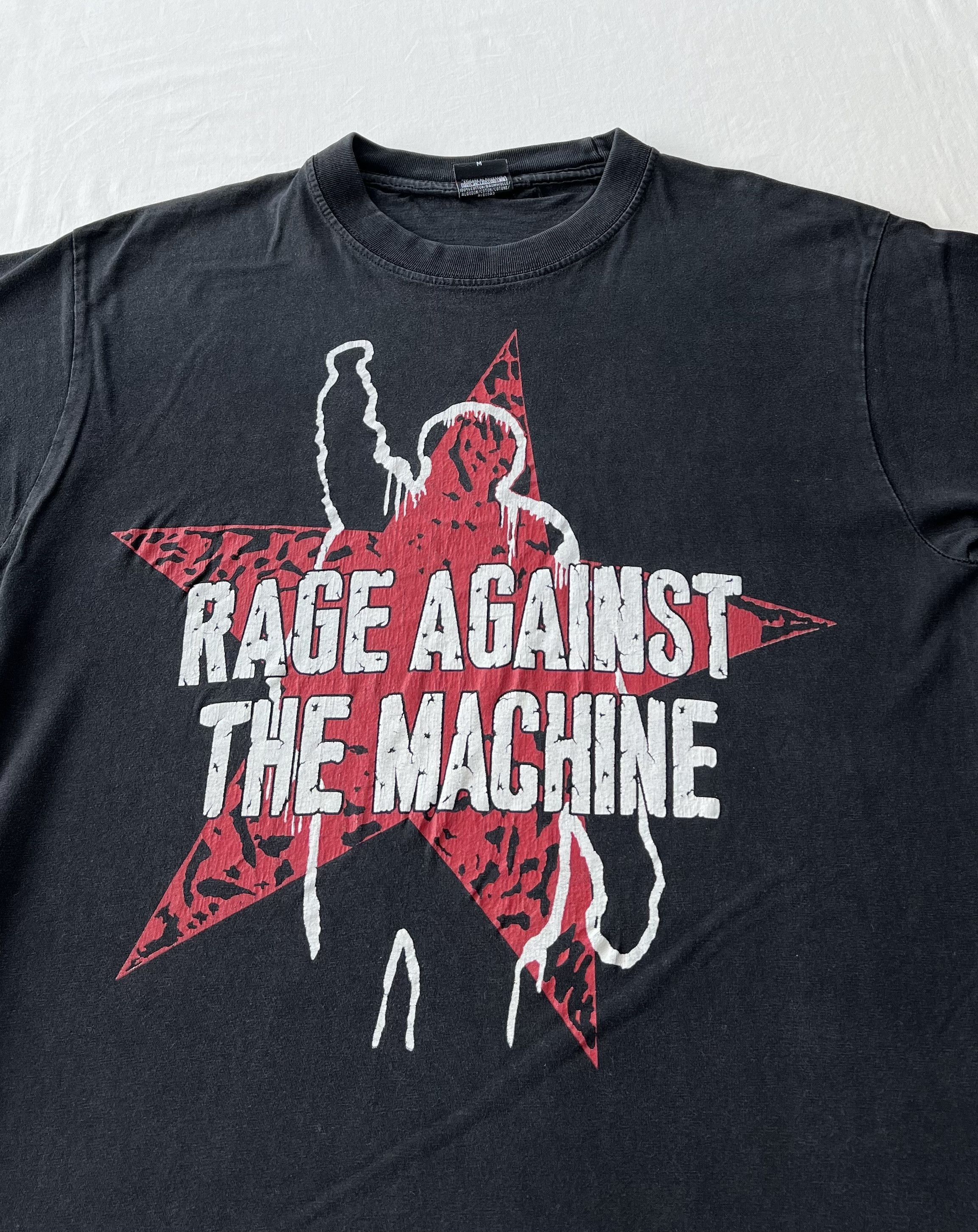 Band Tees Vintage 2000s Rage Against The Machine Black T-shirt Size US M / EU 48-50 / 2 - 3 Thumbnail