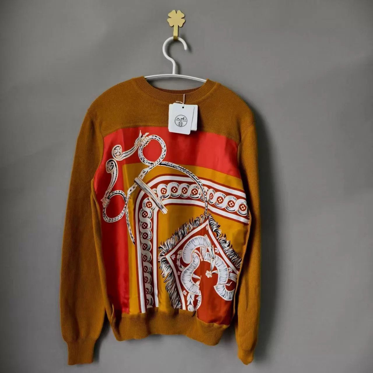 Hermes HERMES Chain Logo Crewneck Cashmere Sweater 34x2 NWT Size XS / US 0-2 / IT 36-38 - 1 Thumbnail