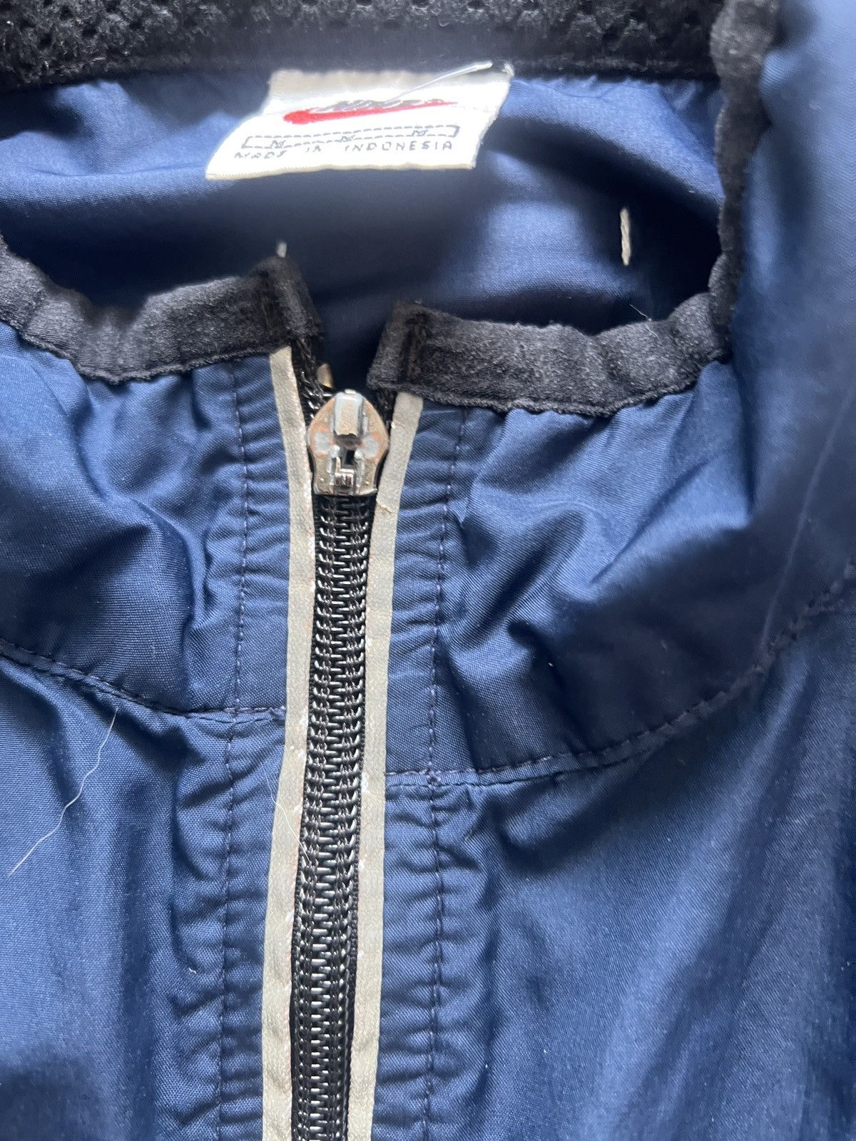 Other Vintage 90s Nike Running Jogging Vest Jacket Size US M / EU 48-50 / 2 - 5 Thumbnail