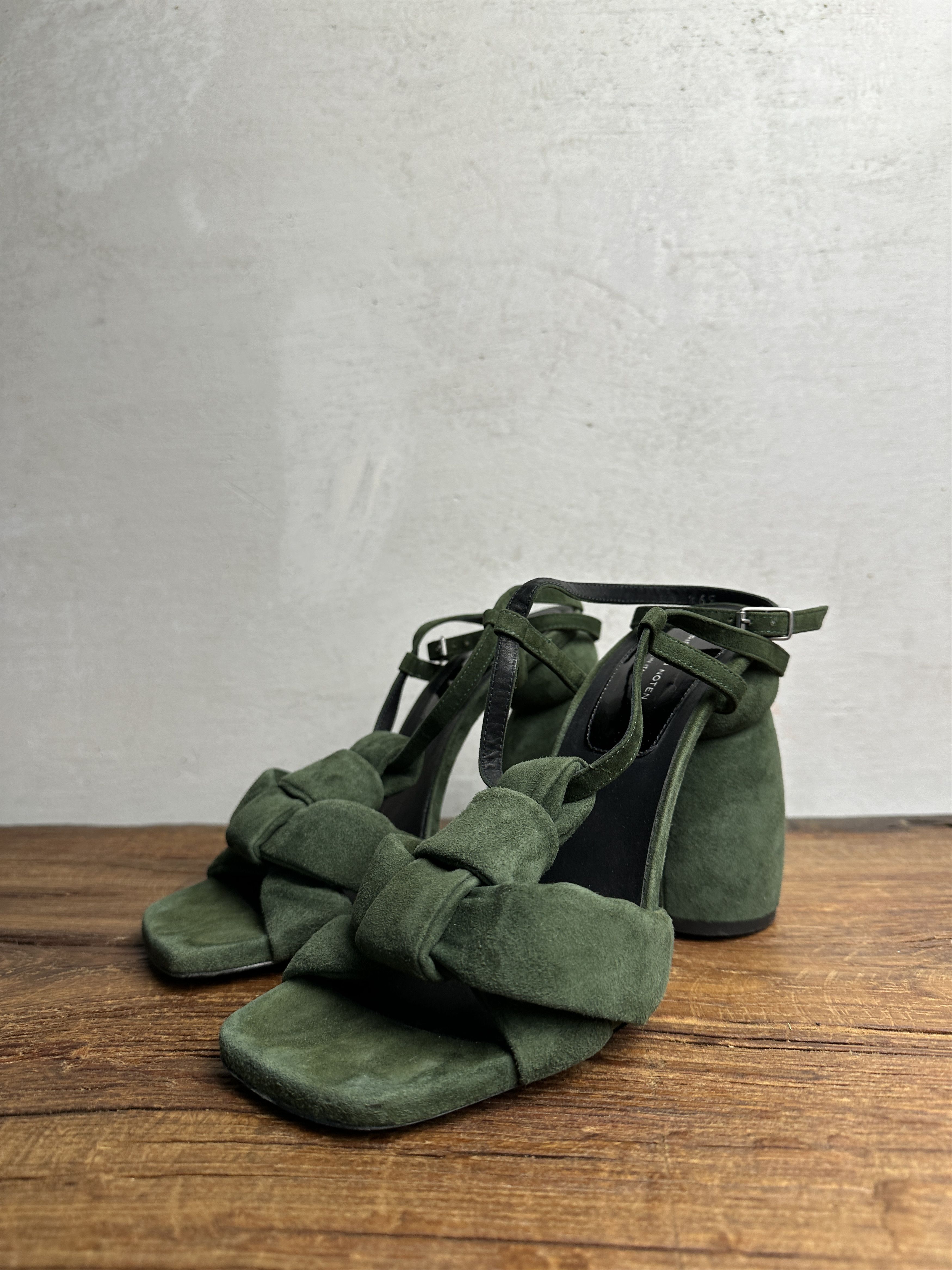Dries Van Noten Dries Van Noten SS16 Suede Sandals Size US 9.5 / IT 39.5 - 2 Thumbnail