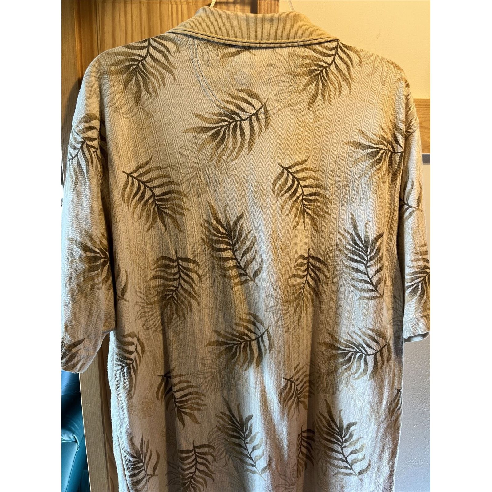 Arrow Arrow Vintage Polo Men's XL Beige Floral SS 1/4 Button Shirt Size US XL / EU 56 / 4 - 10 Thumbnail