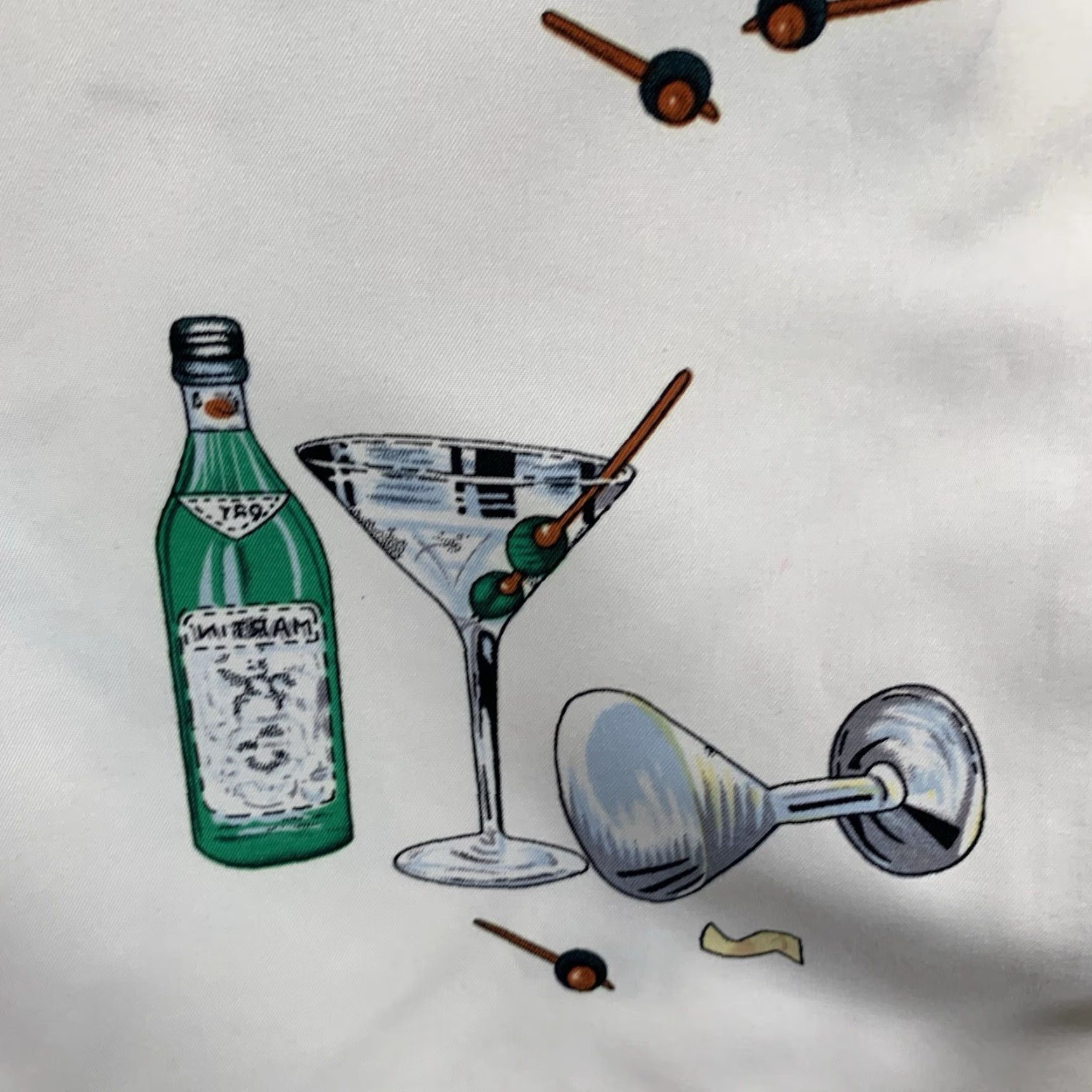 Vintage VINTAGE Coconut Pier Shirt Mens Button-Down L White Graphic Print Pin Up Girl Dry Martini Drinks Casual Travel Size US L / EU 52-54 / 3 - 7 Thumbnail
