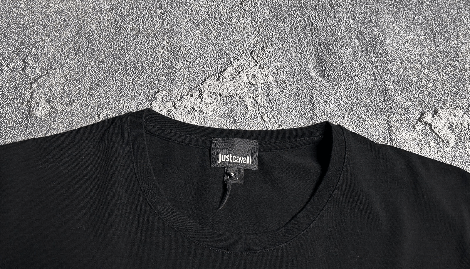 Just Cavalli Just Cavalli Logo Spell Out Graphic Tee Black Leopard Print Size US L / EU 52-54 / 3 - 2 Thumbnail