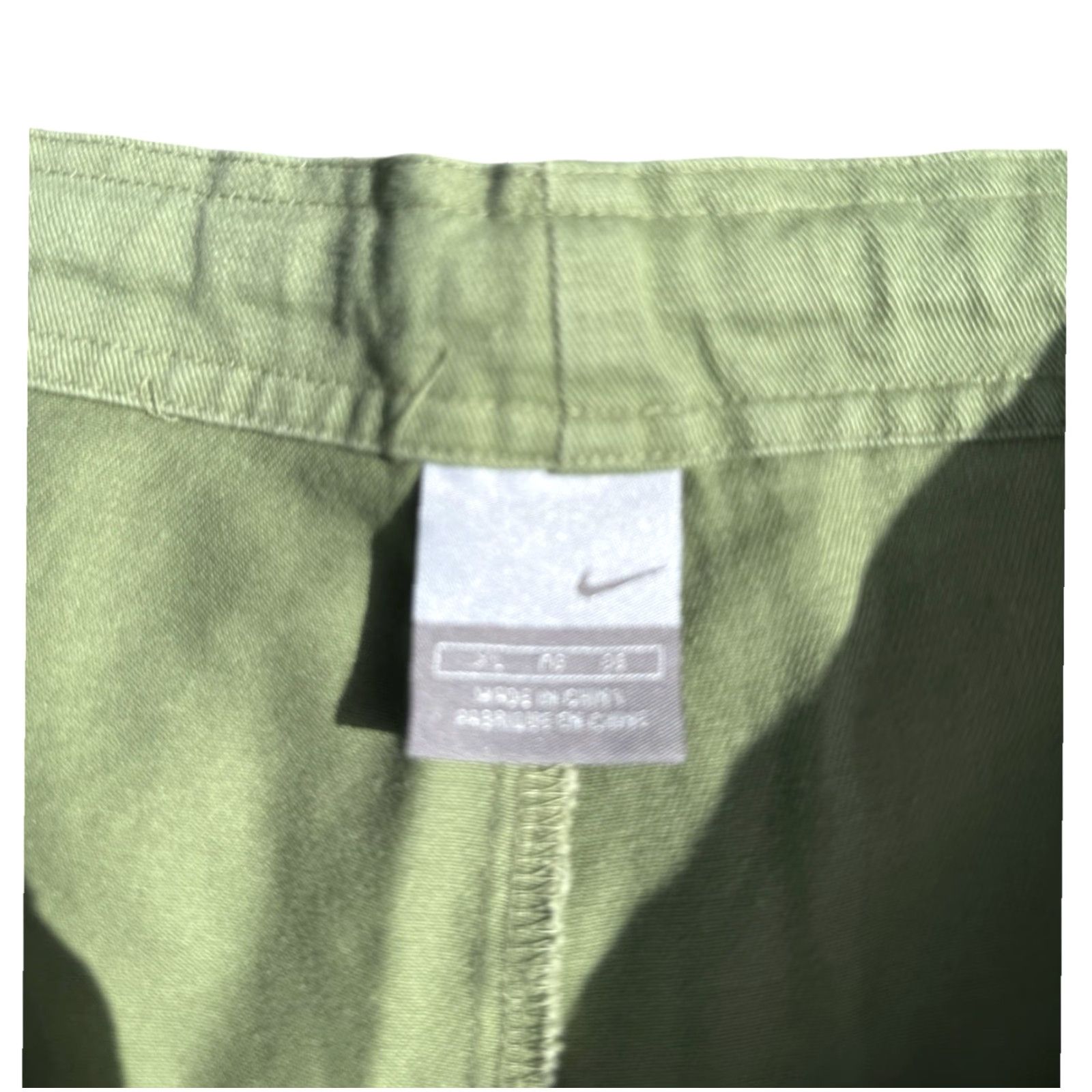 Nike VINTAGE Nike Y2K Olive Green Military Style Silver Tag Shorts XL RARE Men Athletic Military 2XL Silver Size US 39 - 8 Thumbnail