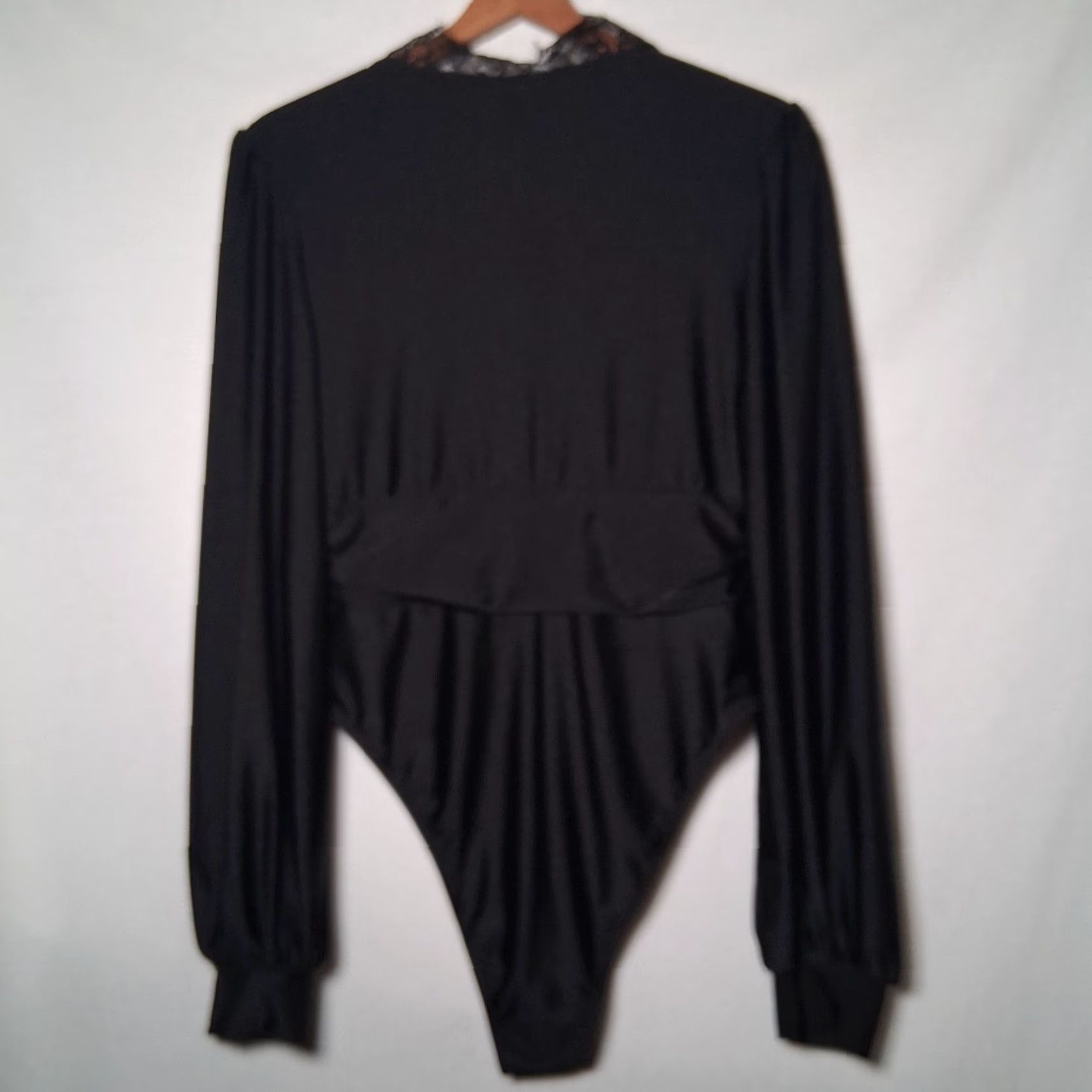 Vintage WDIRARA Bodysuit Women L Black Long Sleeve V-Neck Lace Trim Stretch NEW Size L / US 10 / IT 46 - 3 Thumbnail