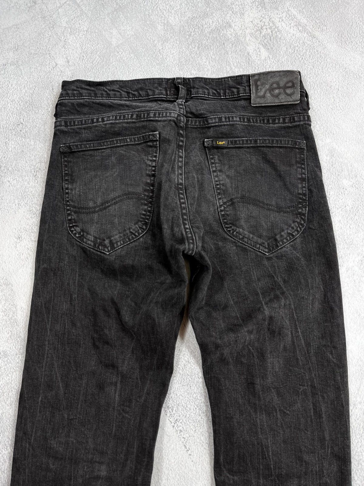 Lee × Vintage Vintage Y2K Lee washed denim jeans streetwear size 31 Size US 31 - 3 Thumbnail