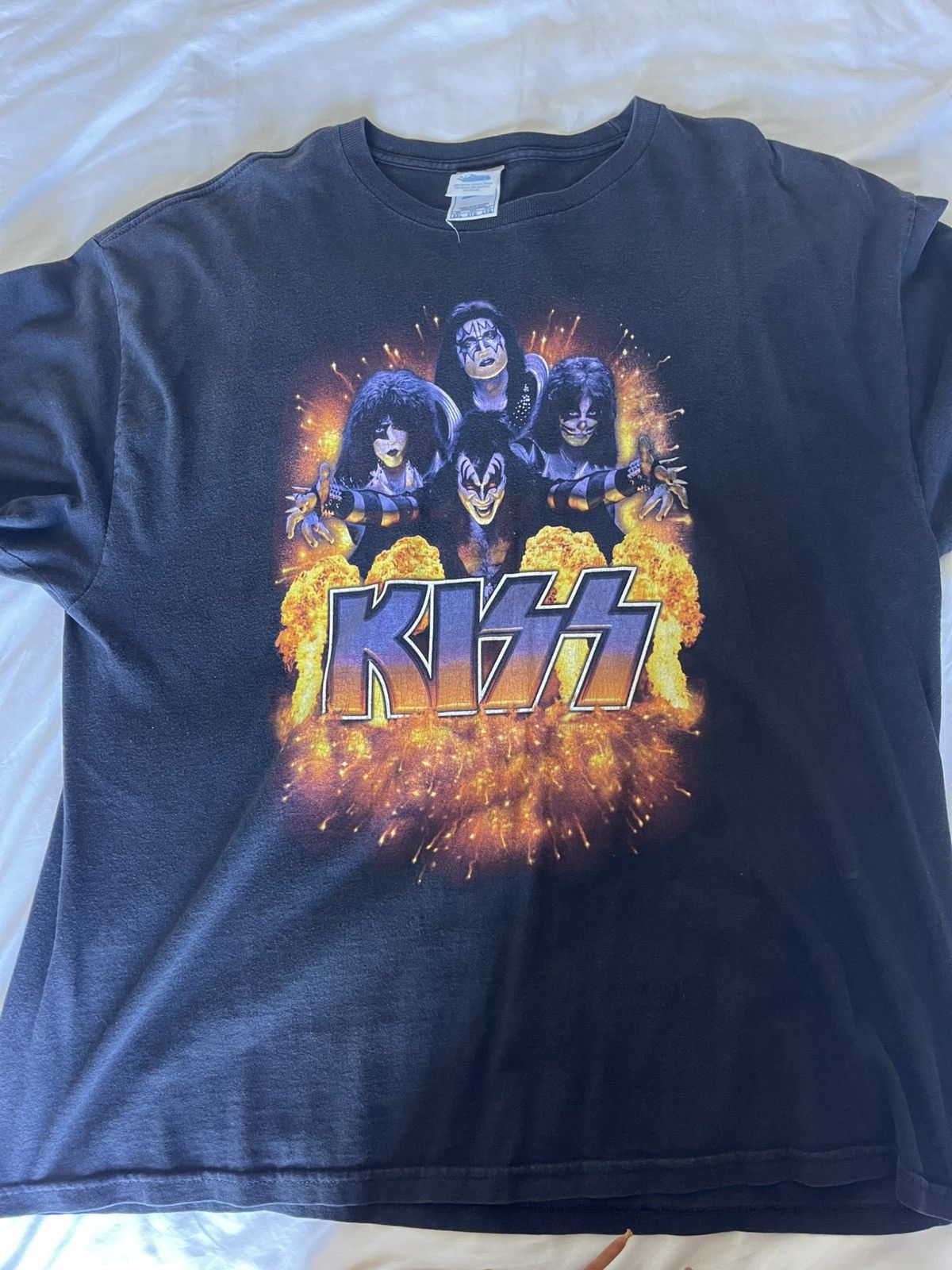 KISS Vintage “Kiss” t-shirt Size US XXL / EU 58 / 5 - 1 Thumbnail