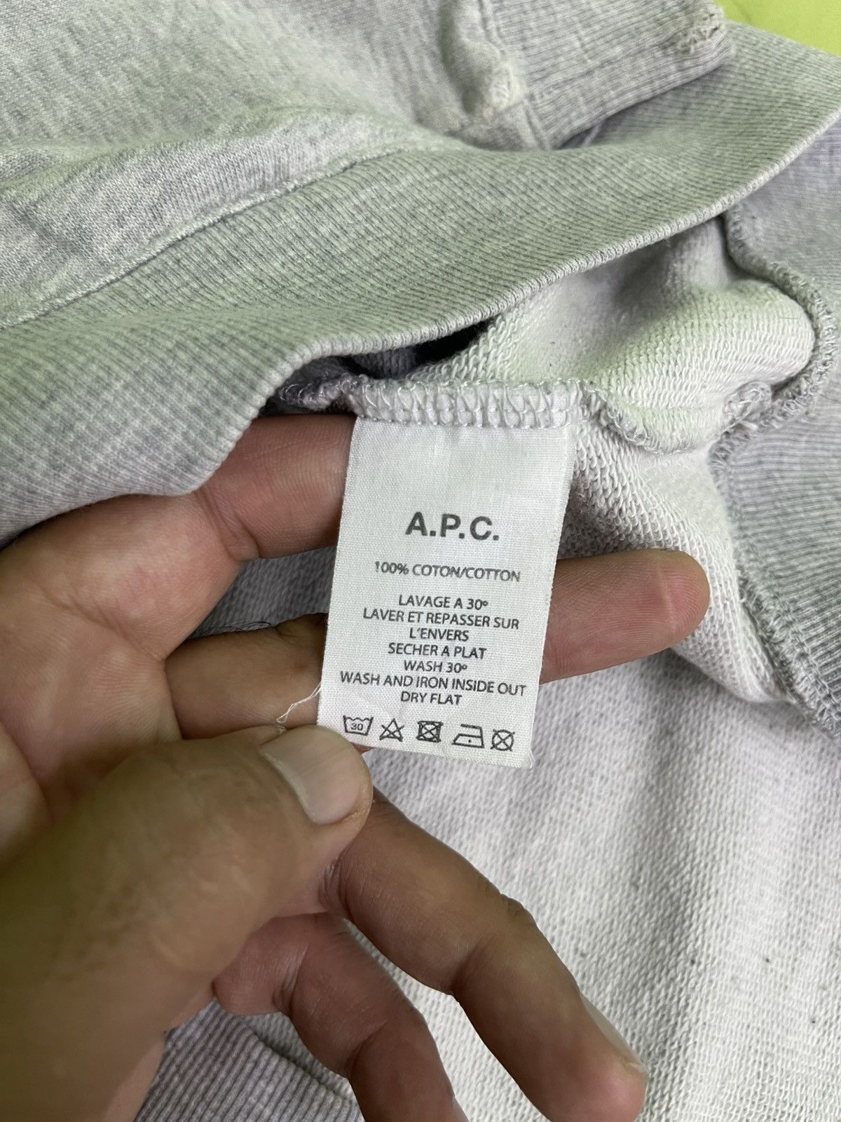 A.P.C. Vintage A.P.C Philly Readers in Books we Trust Sweatshirt Size US XS / EU 42 / 0 - 11 Thumbnail