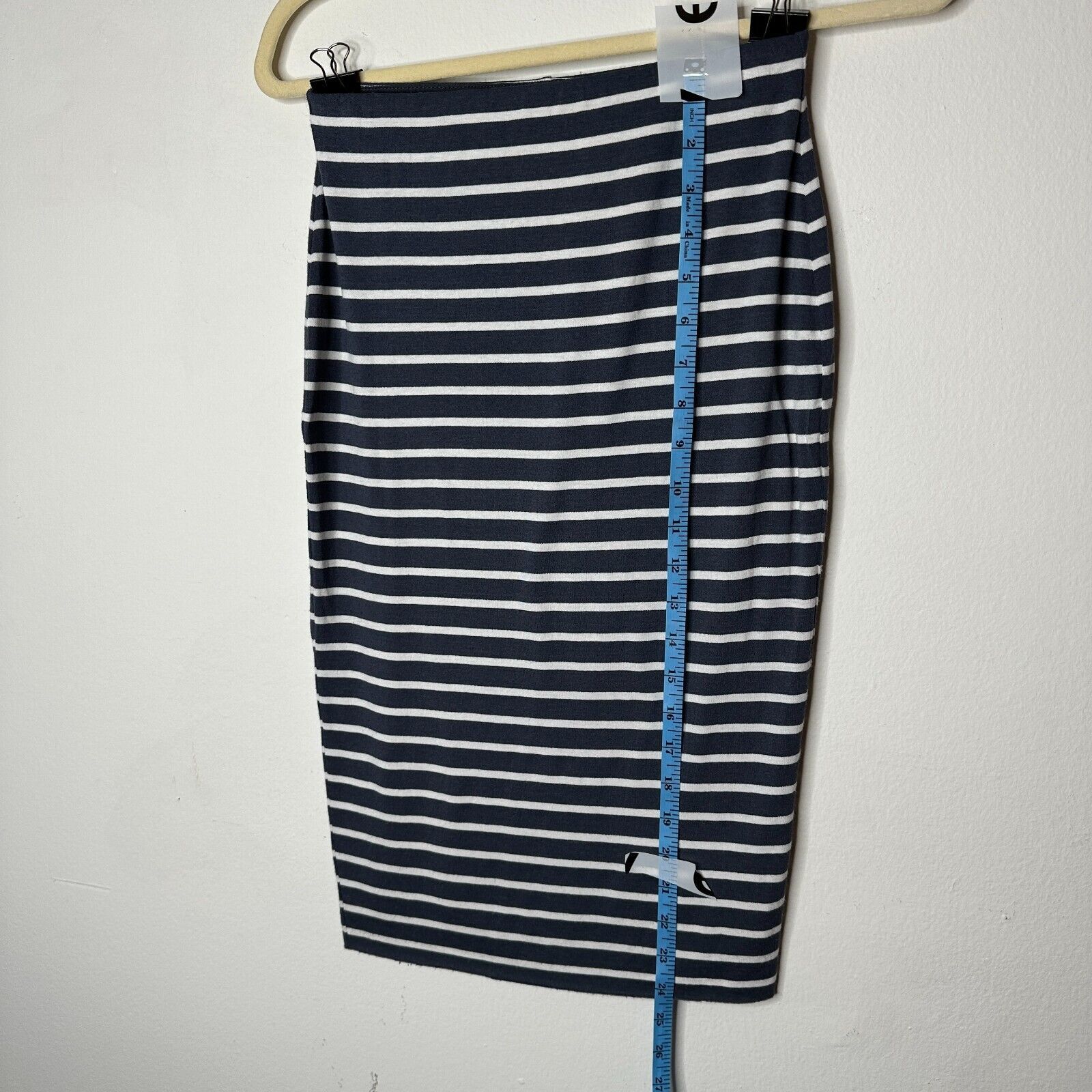 Bailey 44 Bailey 44 Gray Stripe Bianca Knit Jersey Below Knee Skirt XS Size 26" / US 2 / IT 38 - 9 Thumbnail