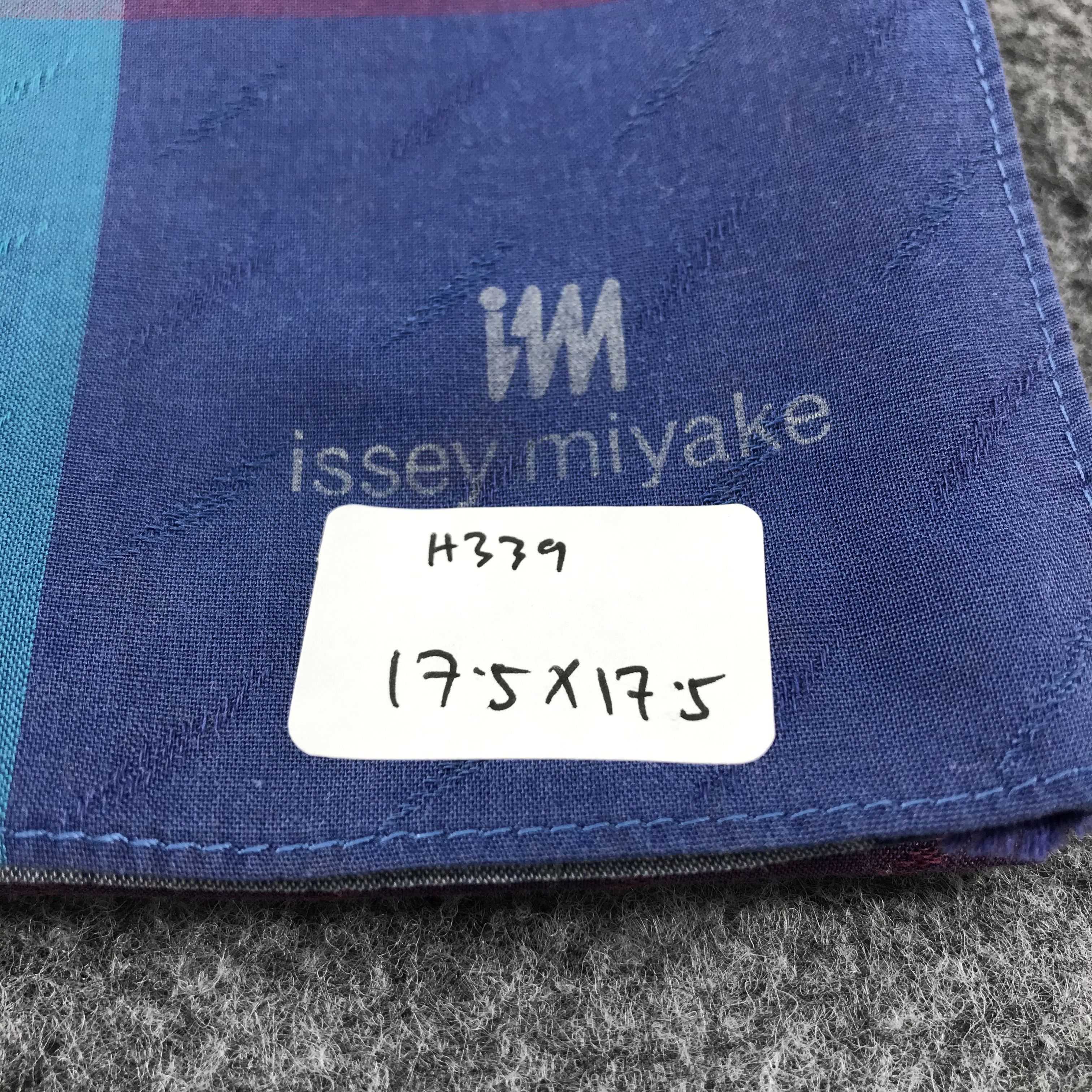 Issey Miyake Issey Miyake Handkerchief Neckerchief Bandana H339 Size ONE SIZE - 10 Thumbnail