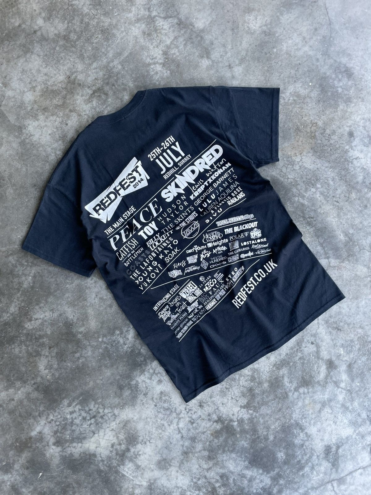 Band Tees RedFest 2014 Size US M / EU 48-50 / 2 - 8 Thumbnail