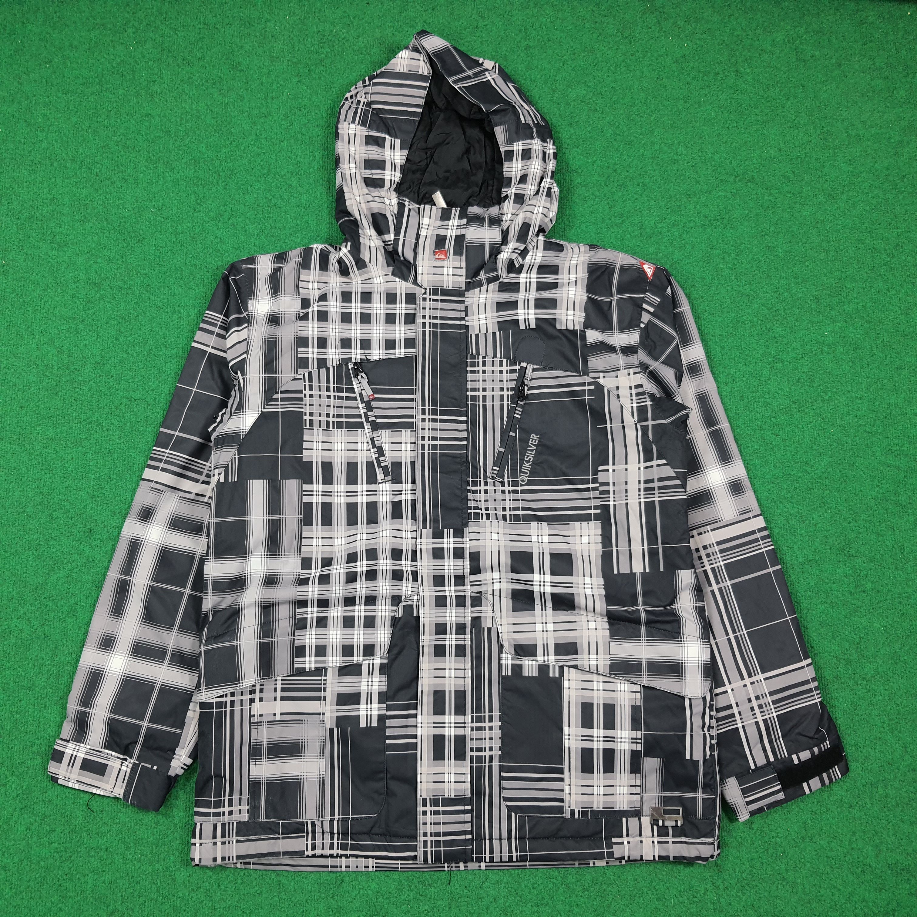 Quiksilver Vintage Quiksilver Snowboard Winter Technical Jacket C279N18 Size US L / EU 52-54 / 3 - 1 Thumbnail