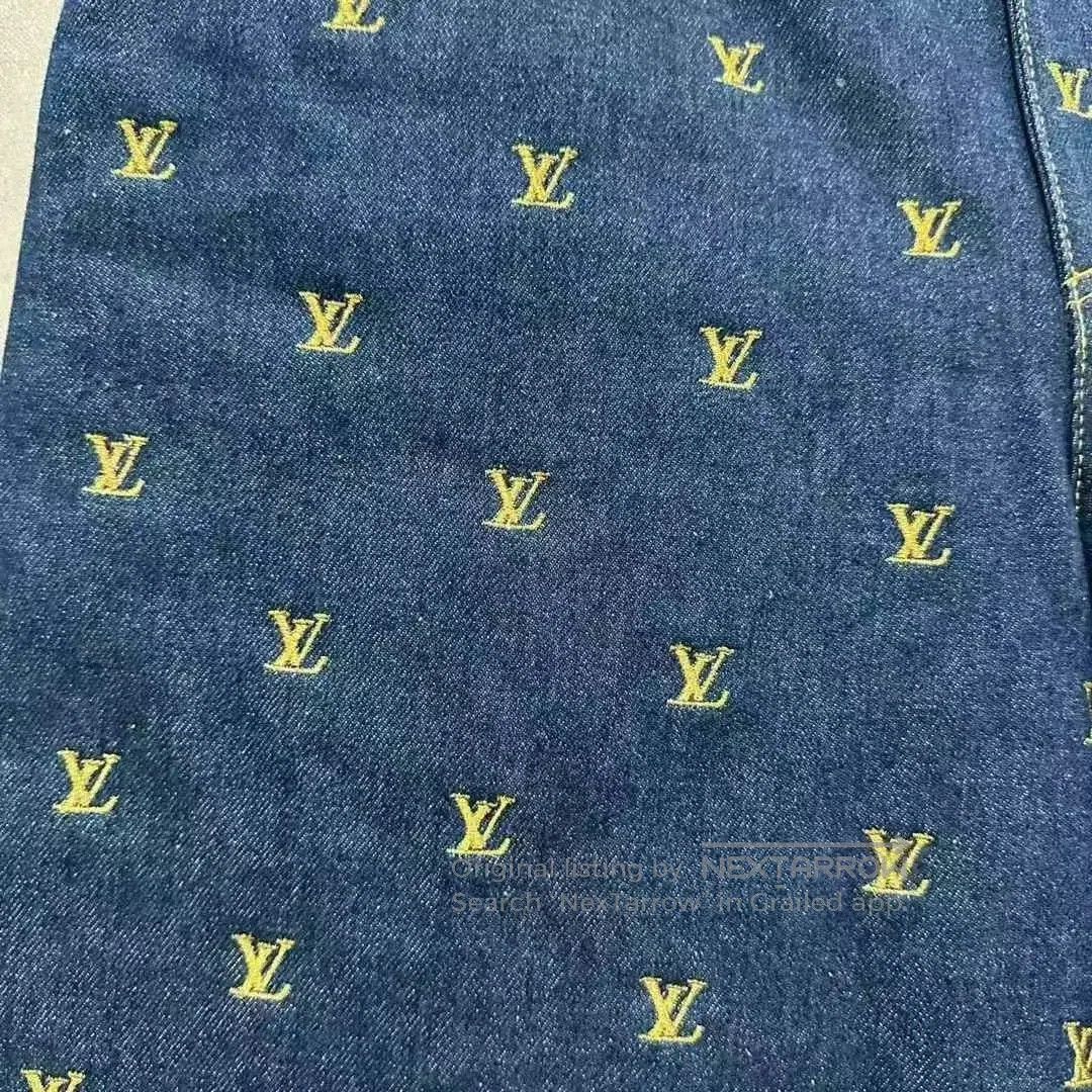 Louis Vuitton louis vuitton embroidered denim shorts size 33. Size US 33 - 4 Thumbnail