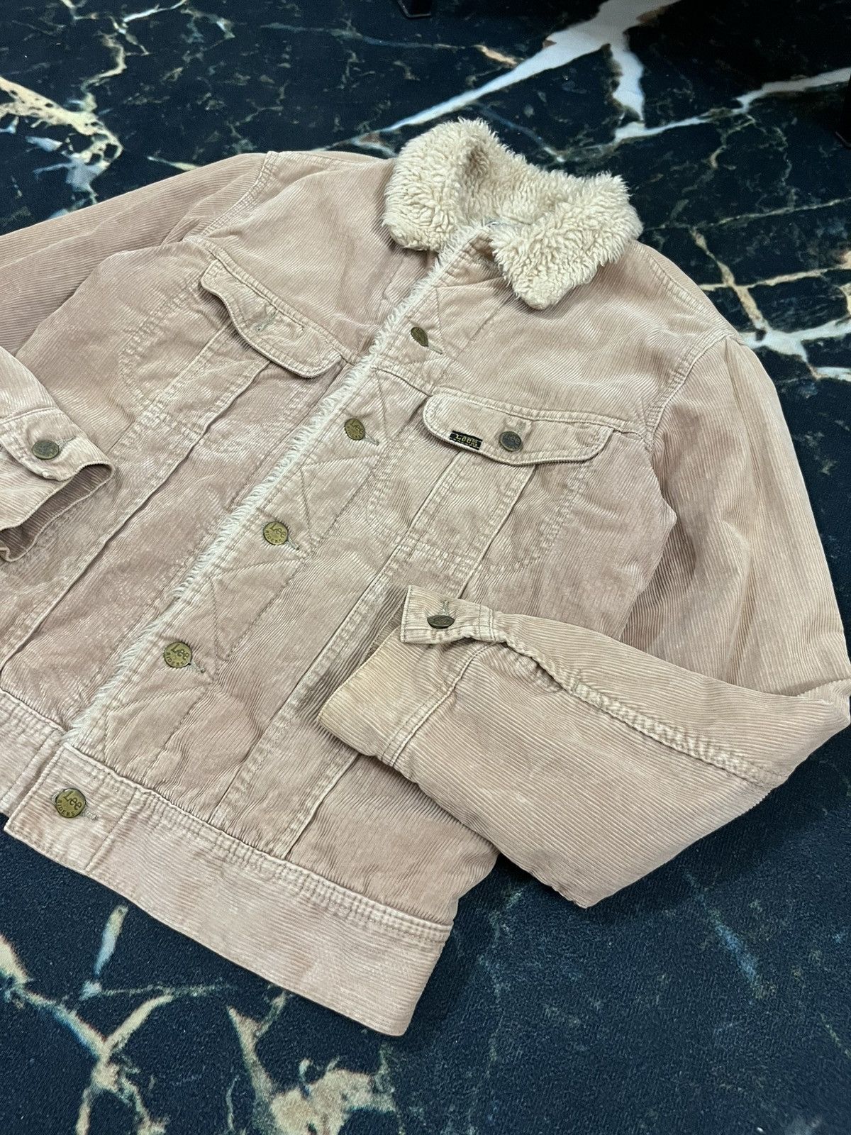 Lee LEE STORM RIDER SHERPA CORDUROY LIGHT BROWN JACKET Size US M / EU 48-50 / 2 - 9 Thumbnail