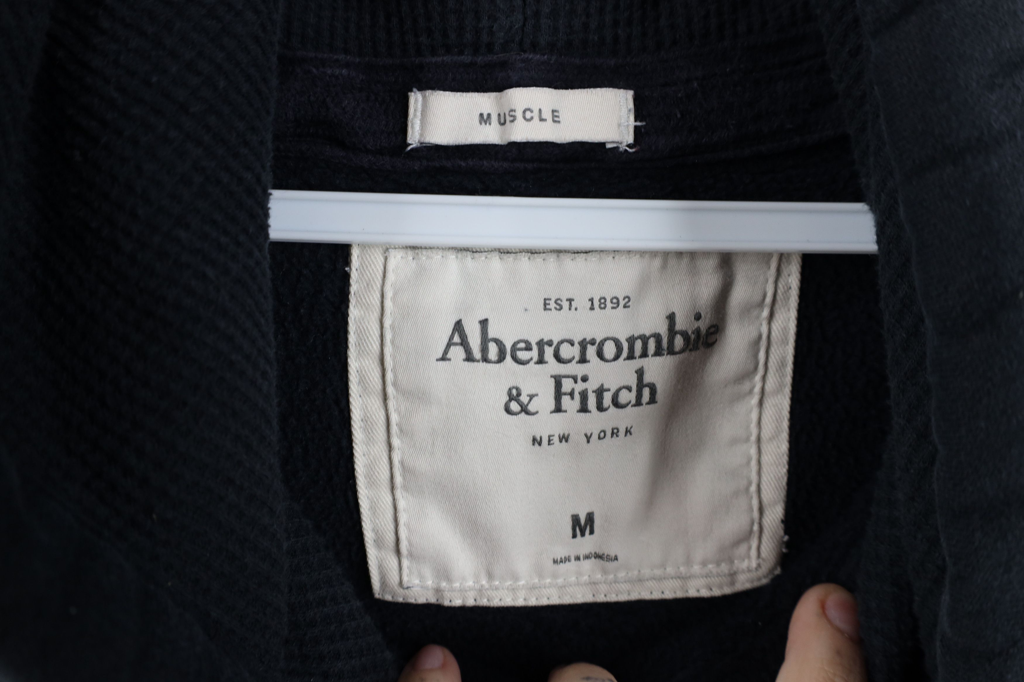 Abercrombie & Fitch Vintage Abercrombie & Fitch Heavyweight Hoodie Sweatshirt Size US M / EU 48-50 / 2 - 10 Thumbnail