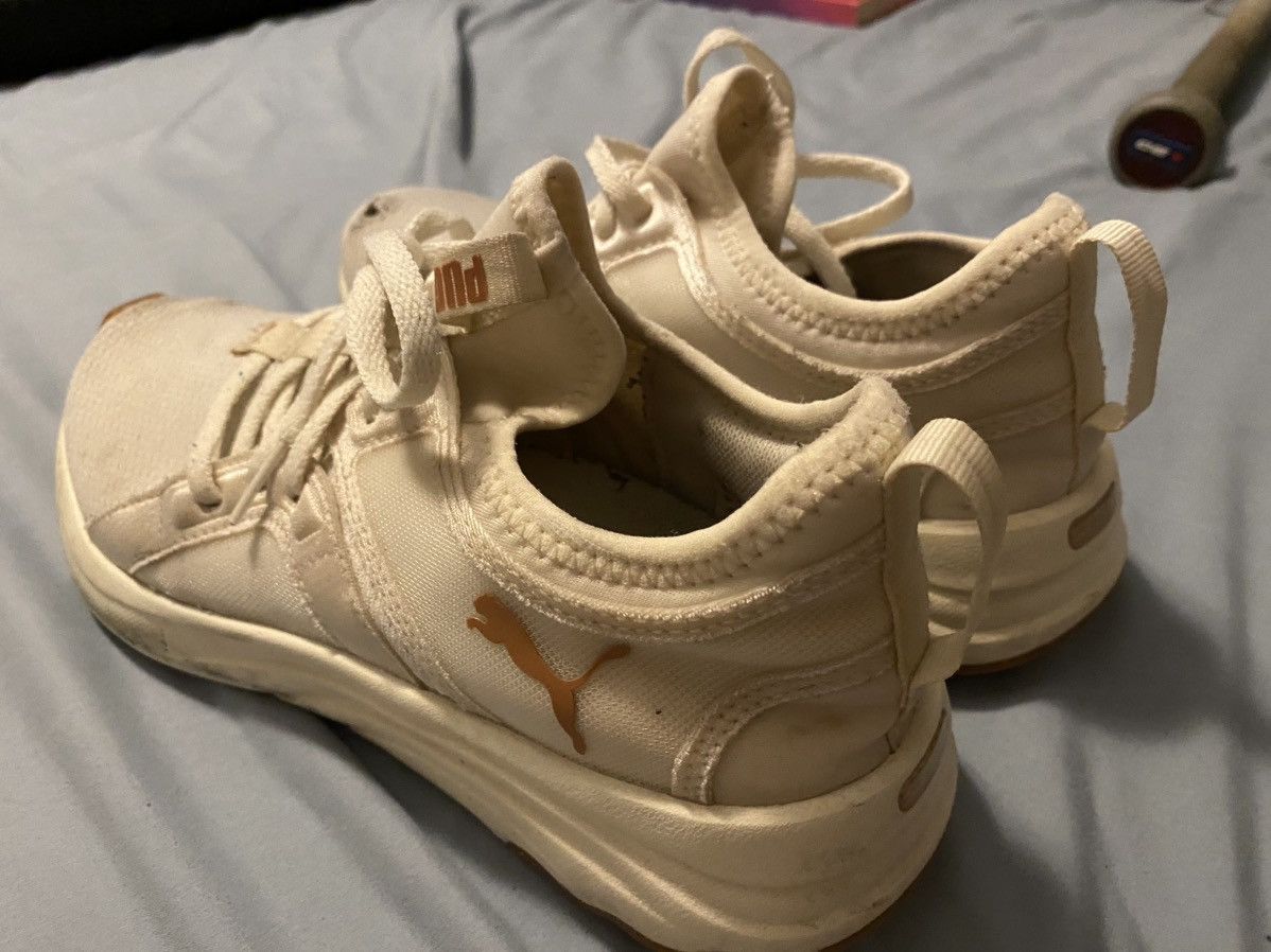 Puma Puma female shoe Size US 6 / IT 36 - 1 Thumbnail