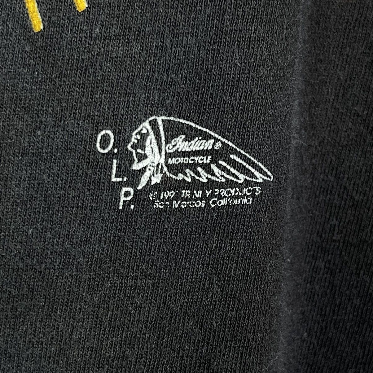 Indian Motorcycle Rare! 90s Vintage Indian Motorcycle Apache Head Fades Tshirt Size US L / EU 52-54 / 3 - 12 Thumbnail