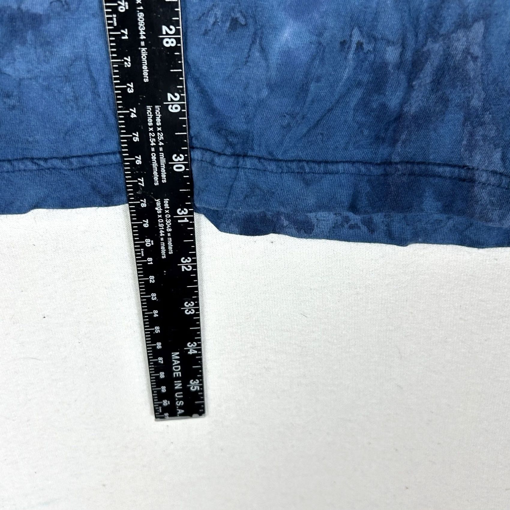 Vintage VINTAGE Blue Tie Dye T-Shirt Mens Large Bald Eagle Graphic Print America Short Sleeve Crew Neck 90s Wool? (Removed) Size US L / EU 52-54 / 3 - 7 Thumbnail