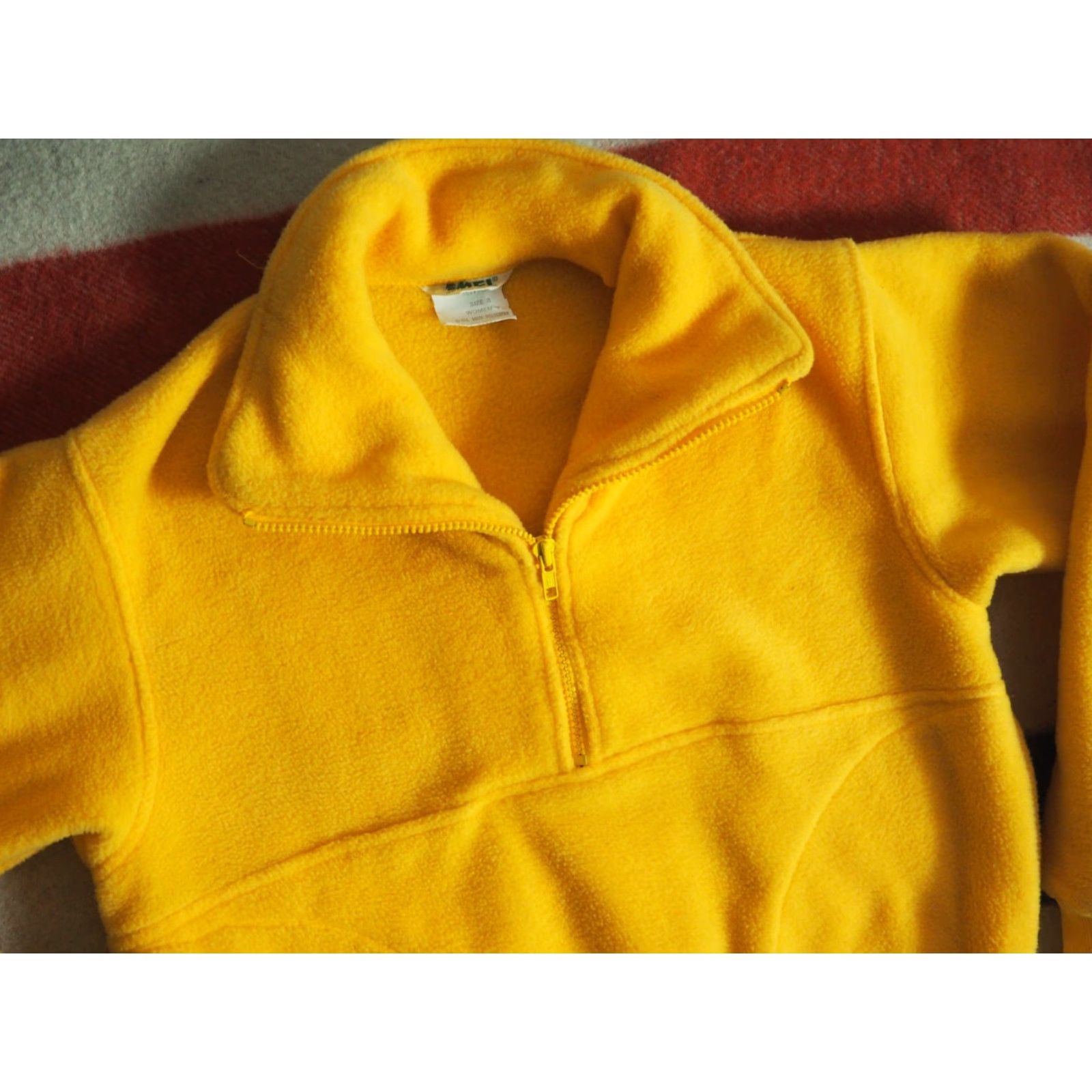 Vintage VTG 80s REI Yellow USA Made 1/2 Zip Outdoor Hiking Jacket Womens S User: VTG 80s REI Yellow USA Made 1/2 Zip Outdoor Hiking Jacket Womens S Size S / US 4 / IT 40 - 5 Thumbnail