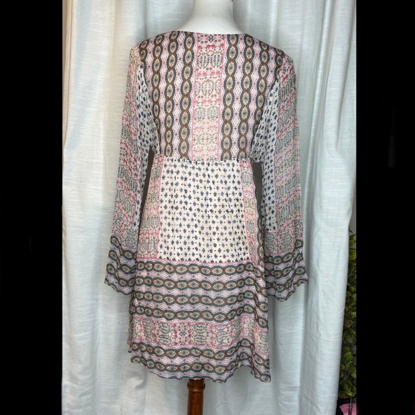Rebecca Minkoff Rebecca Minkoff Pink Boho Shirt Dress (XS) Size XS / US 0-2 / IT 36-38 - 5 Thumbnail