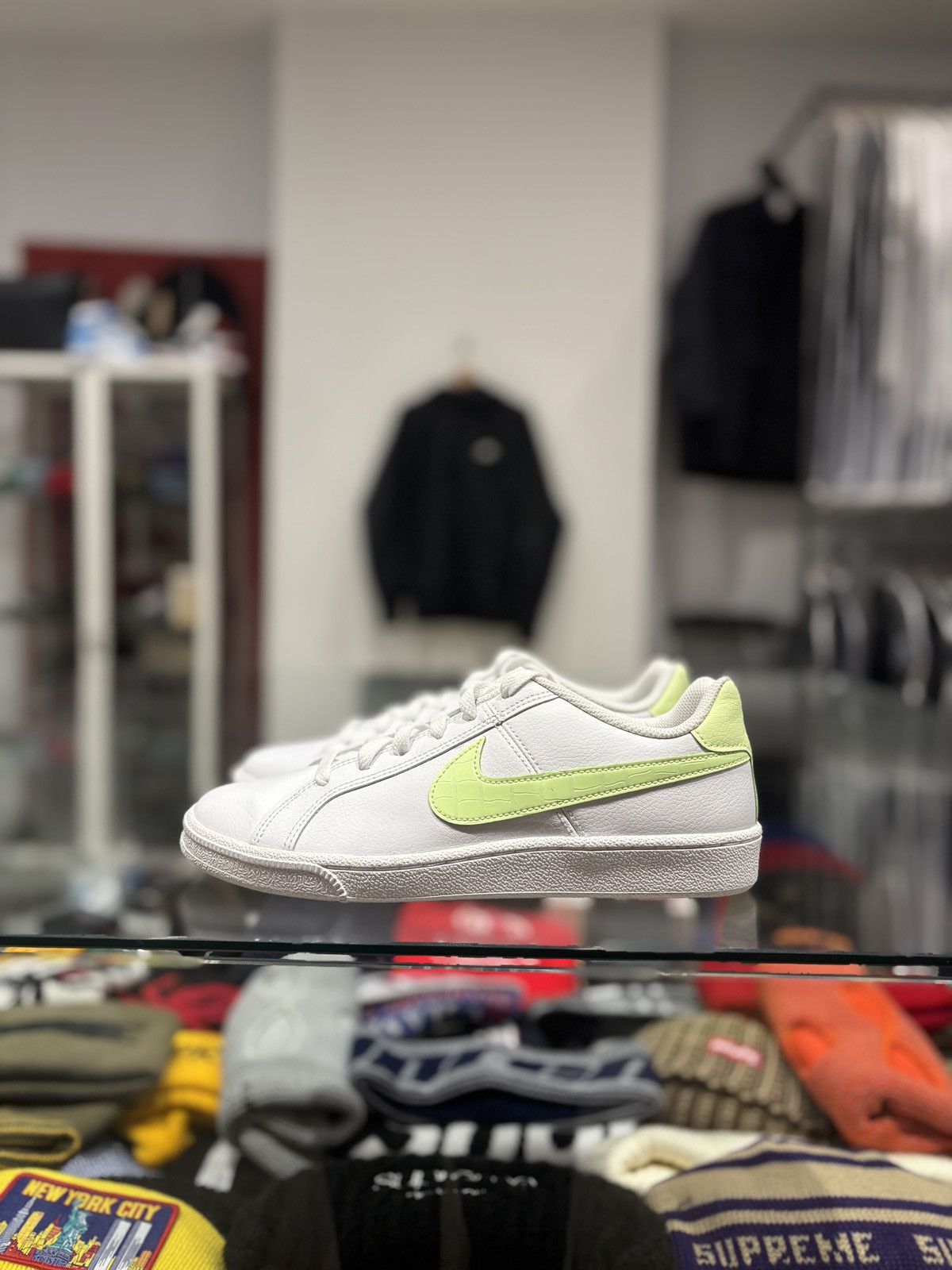 Nike Nike Court Royale White Barely Volt (W) Size US 8 / IT 38 - 2 Thumbnail