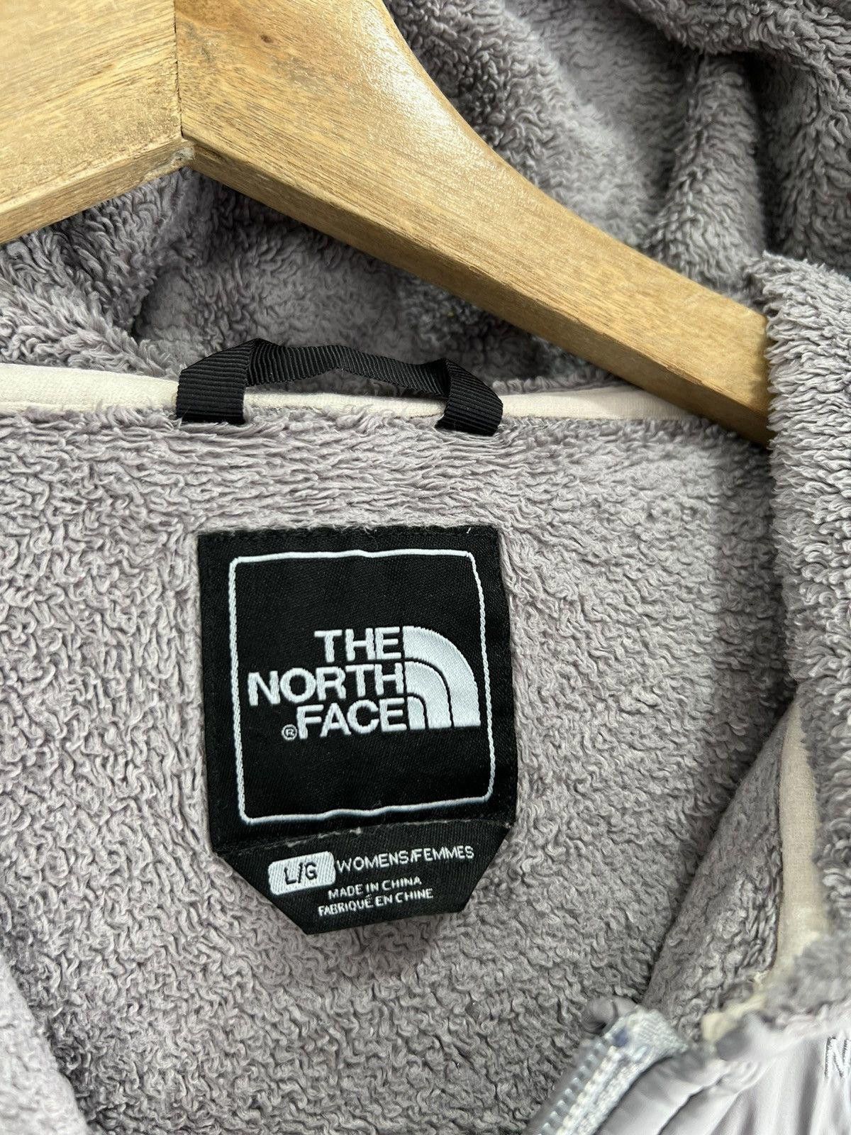 Vintage Vintage Womens North Face Fleece Hoodie sweater Size US L / EU 52-54 / 3 - 3 Thumbnail