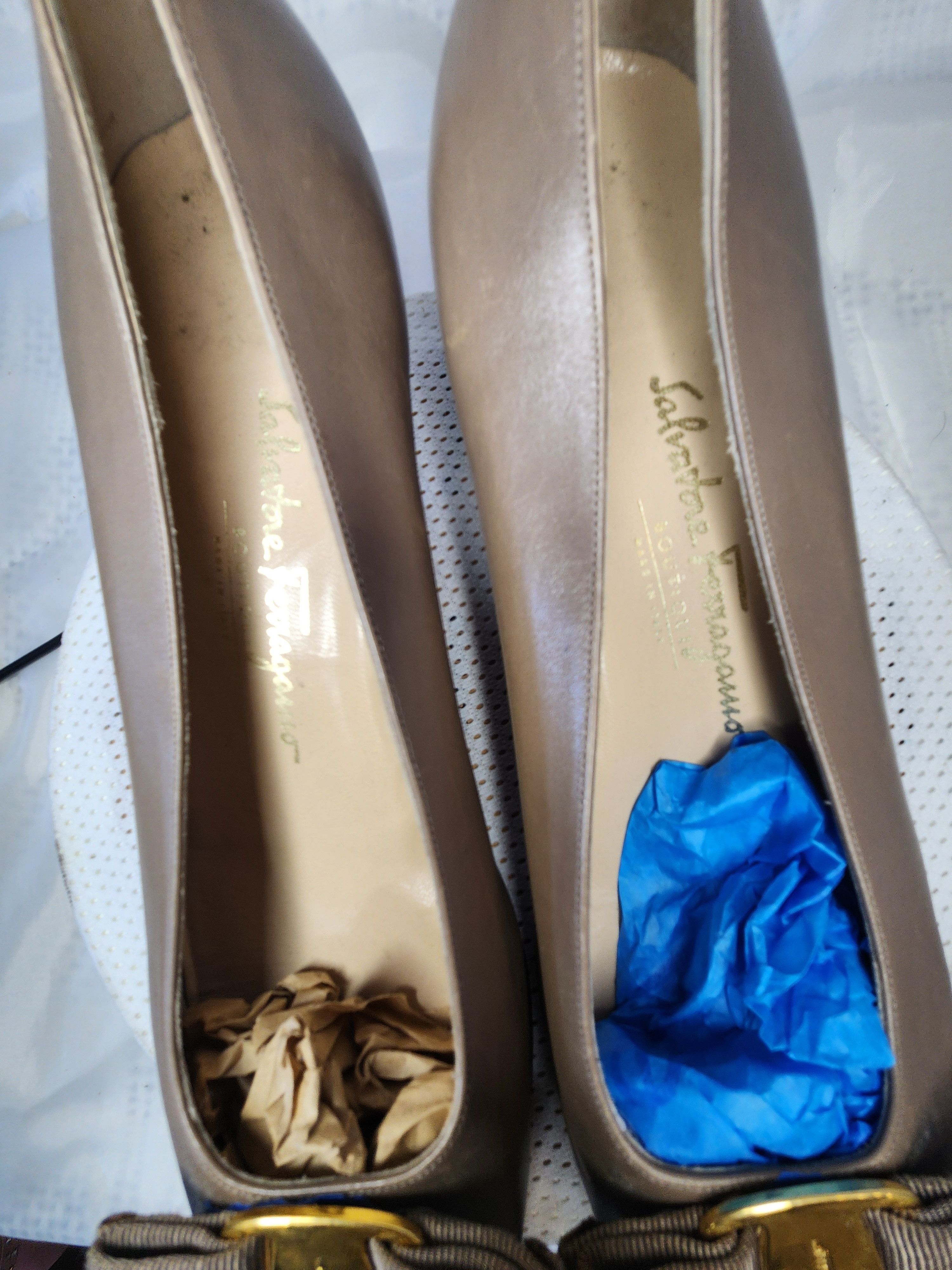 Salvatore Ferragamo VARA Size US 10 / IT 40 - 8 Thumbnail