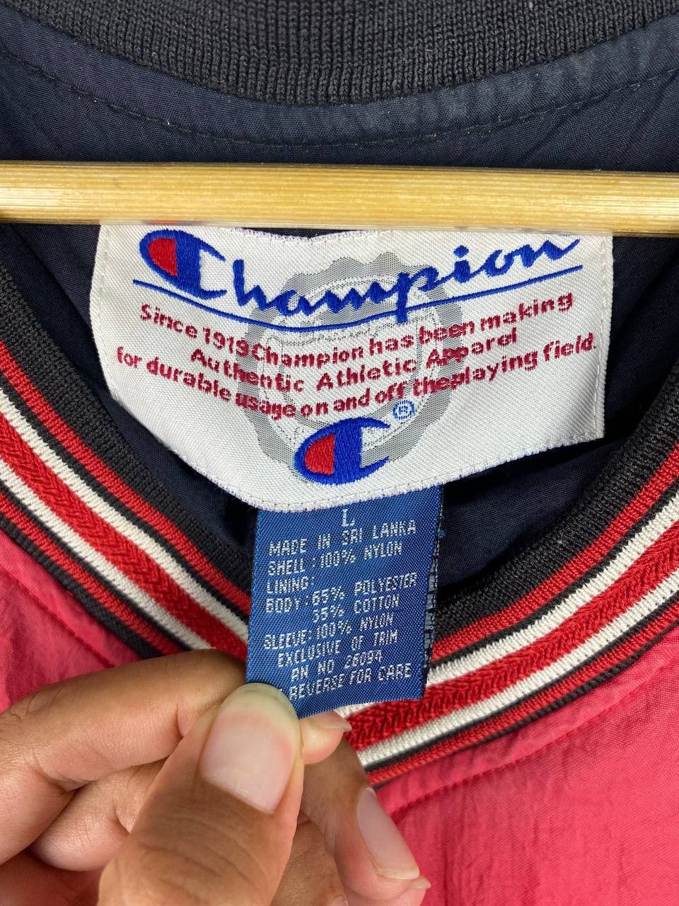 Champion vintage champion v neck nylon pullover nice design Size US L / EU 52-54 / 3 - 6 Thumbnail