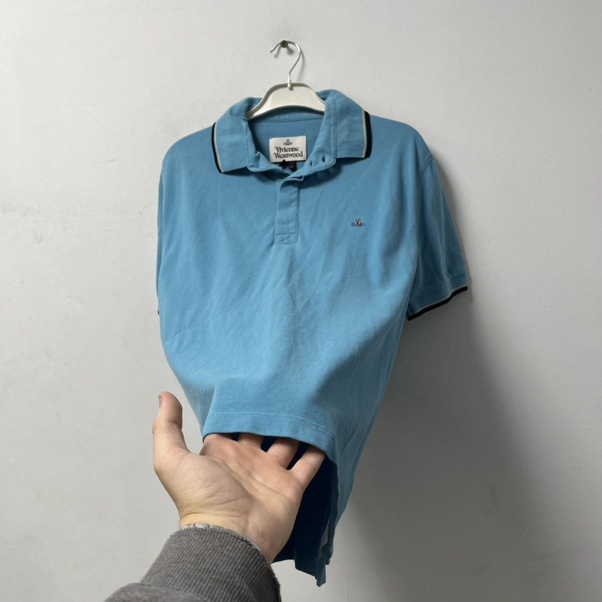 Vivienne Westwood Vivienne Westwood Polo T-Shirt Rare Retro Hype Y2K Size US L / EU 52-54 / 3 - 6 Thumbnail