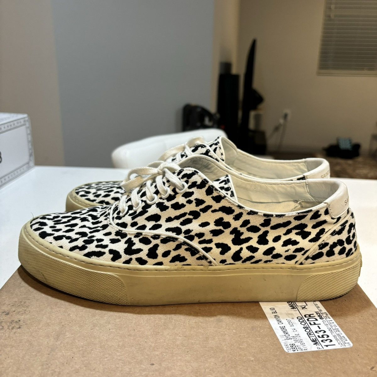 image of YVES Saint Laurent Venice Low Top Sneakers in White/Black, Men's (Size 8)