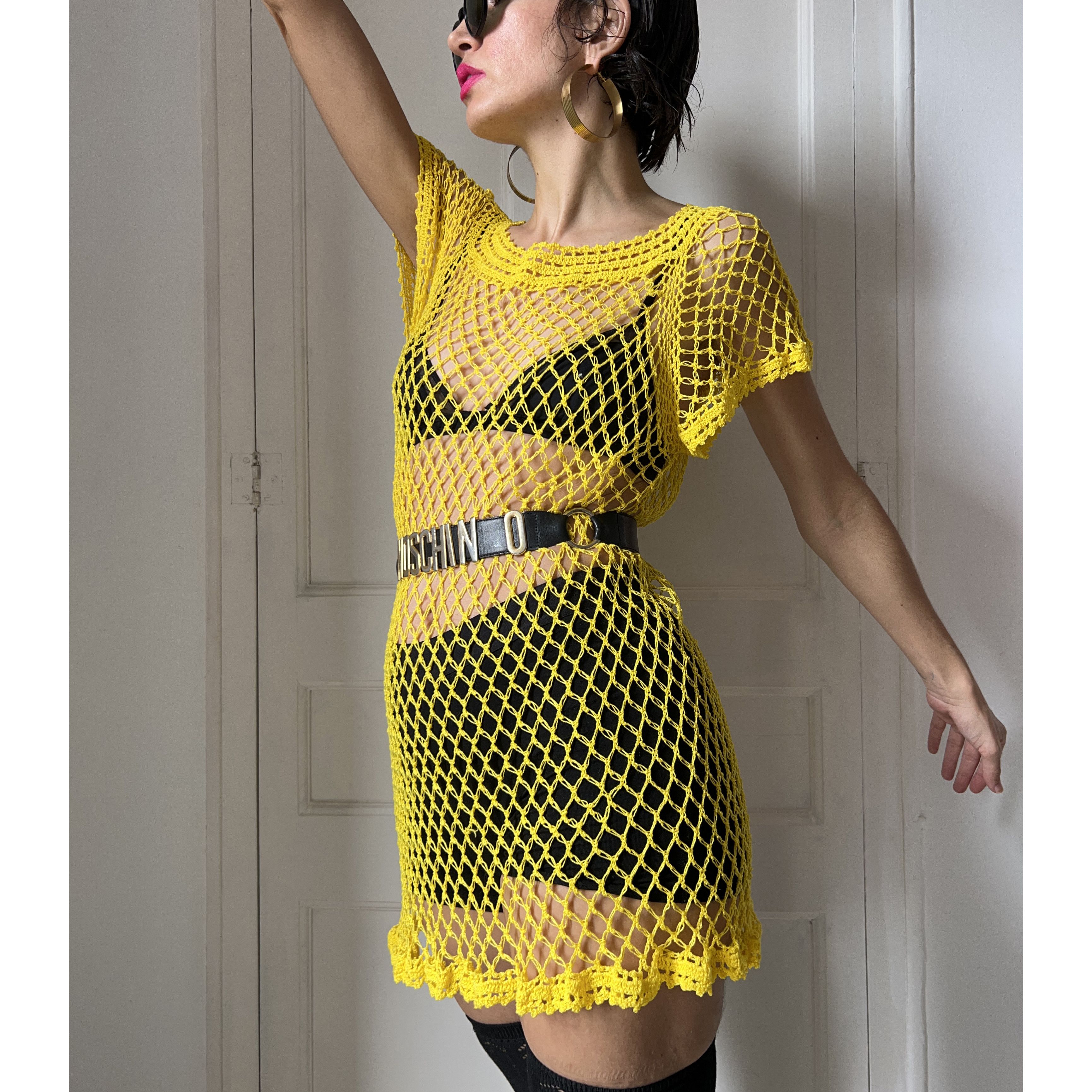 Vintage Vintage Y2K Does 70s Yellow Crochet Beach Cover Up Size S / US 4 / IT 40 - 5 Thumbnail