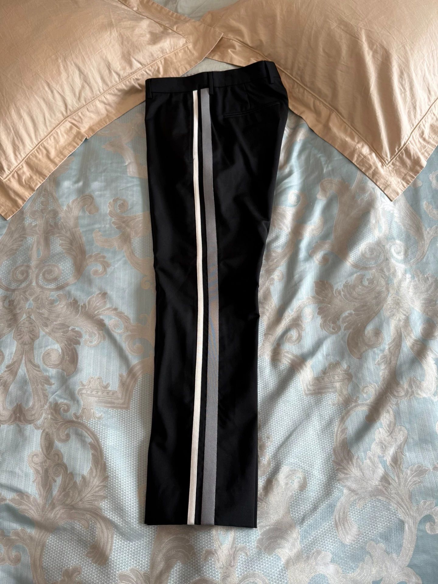 Valentino Valentino wool & mohair side black & gray stripe pants 48 Size US 32 / EU 48 - 3 Thumbnail