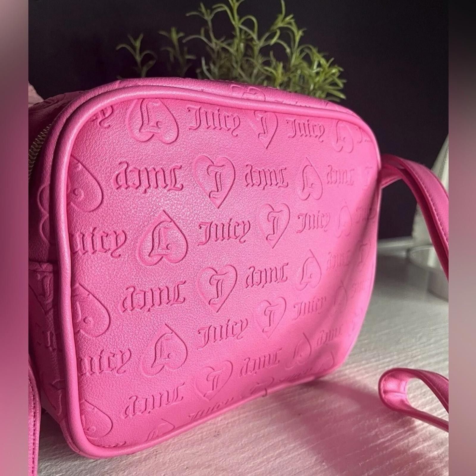 Juicy Couture Juicy Couture Chain Up Camera Crossbody Pink Purse​​ Size ONE SIZE - 3 Thumbnail