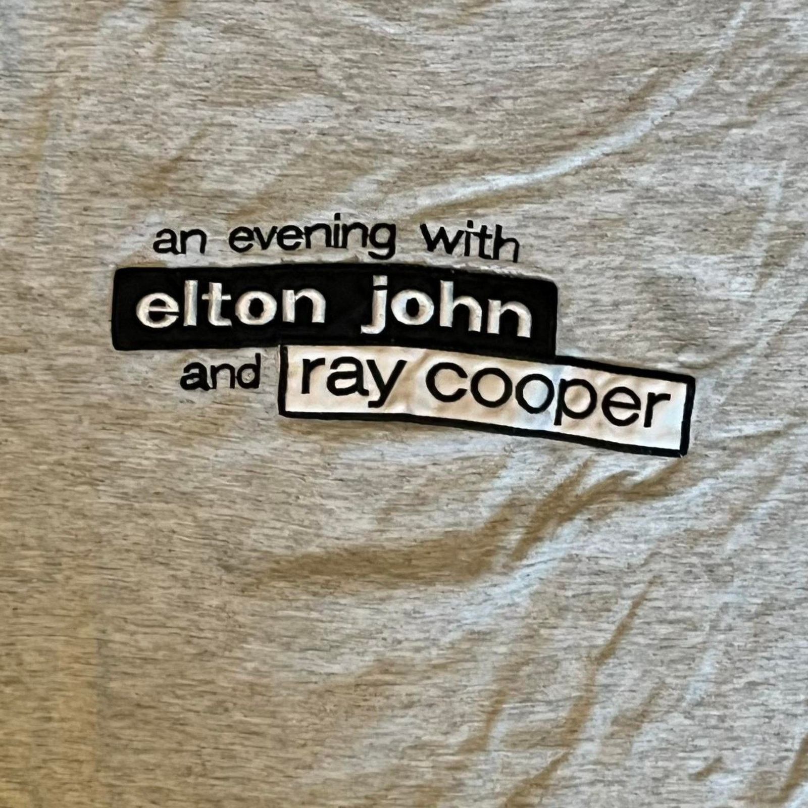 Anvil Vintage Elton John Ray Cooper T-Shirt Size US XL / EU 56 / 4 - 2 Thumbnail