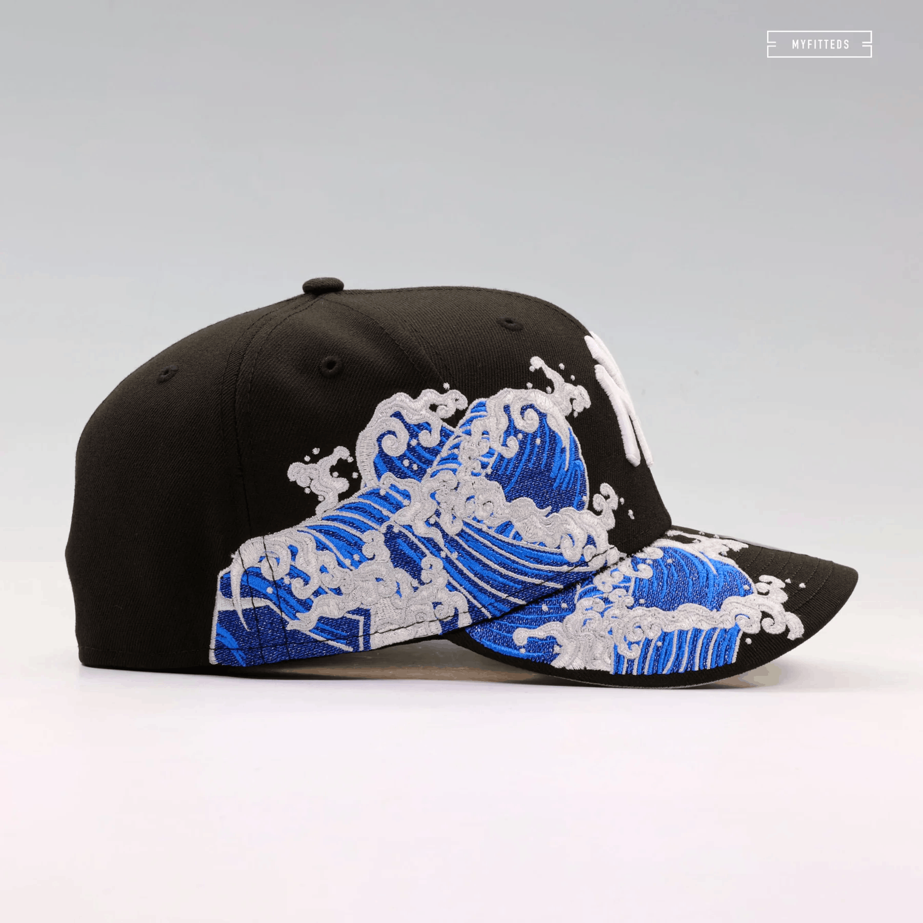 MLB × New Era × Supreme SIZE 7 NEW YORK YANKEES MAKING WAVES NEW ERA FITTED CAP Size ONE SIZE - 3 Thumbnail