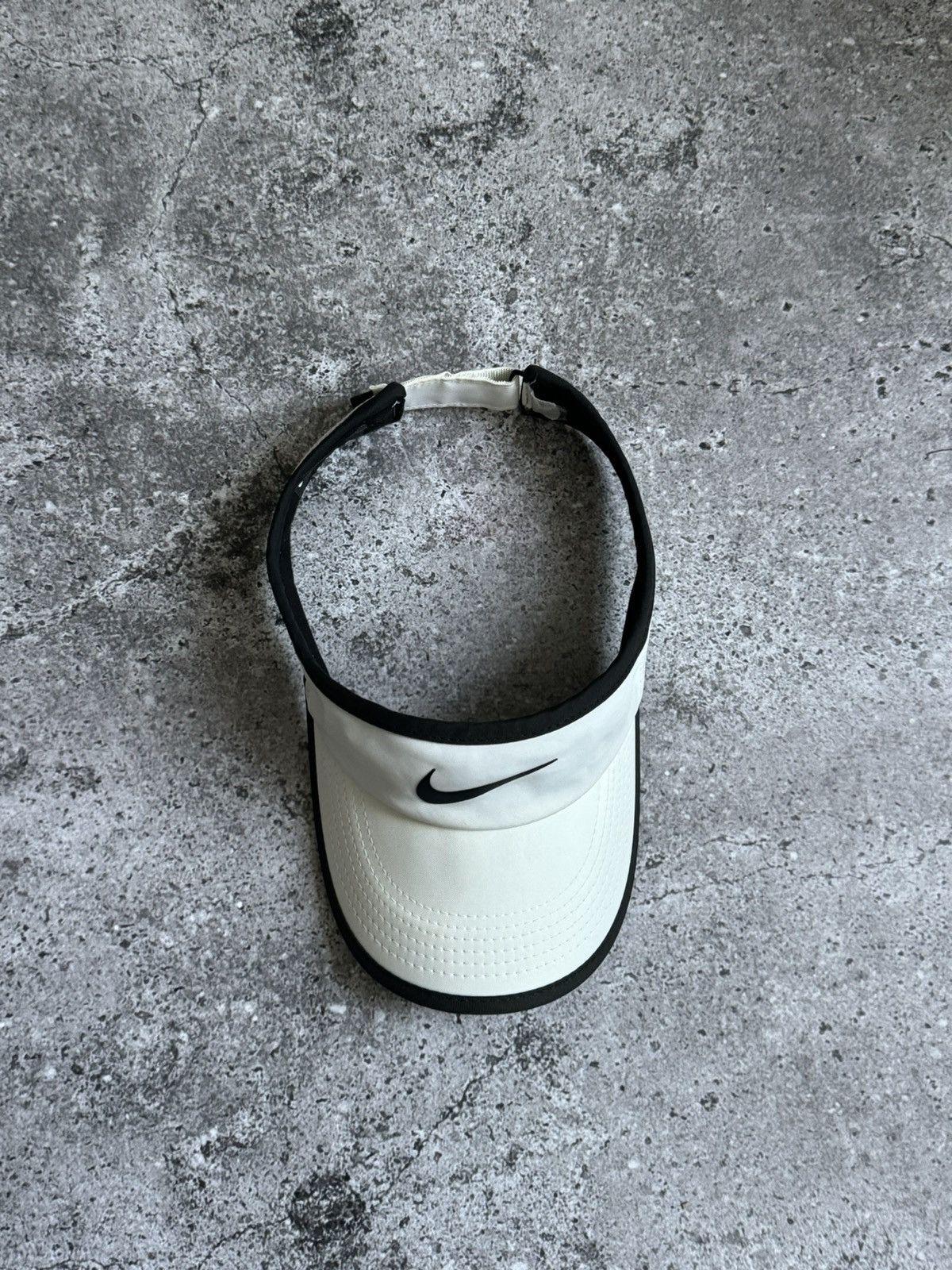 Nike × Vintage Vintage Nike white visor blazer cap hat Size ONE SIZE - 4 Thumbnail