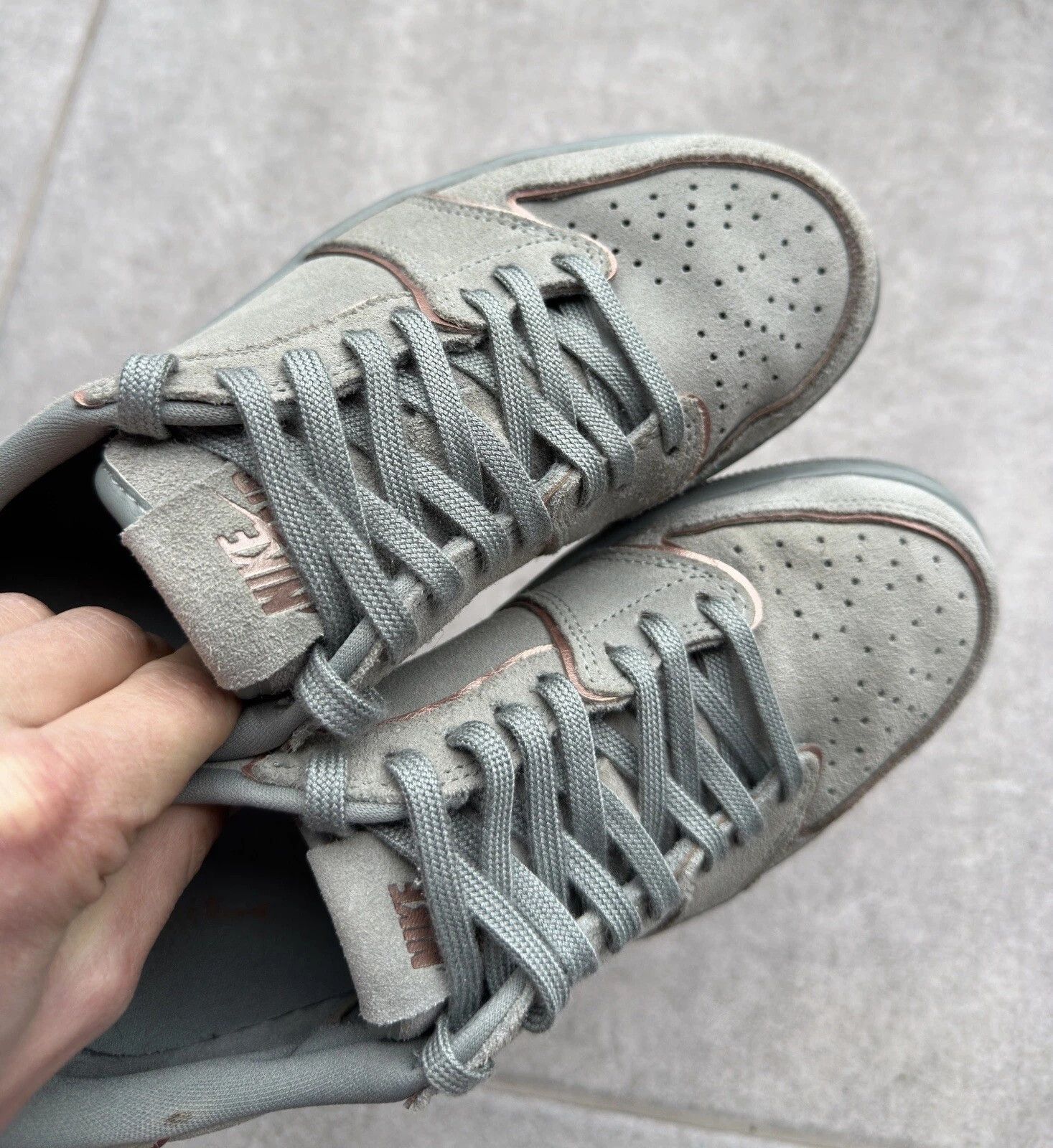 Nike Nike Air Jordan 1 Retro Low Suede Shoes Mica Green Trainers Size US 7.5 / IT 37.5 - 9 Thumbnail