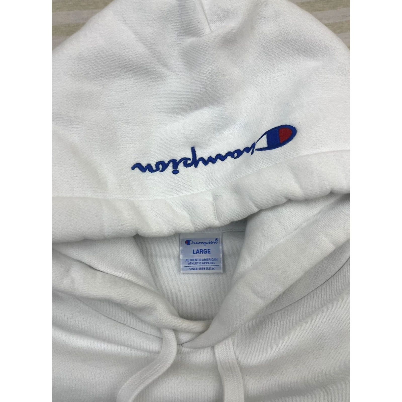 Champion VINTAGE Champion Hoodie Womens S White Fleece Pullover Y2K Logo Japanese Size S / US 4 / IT 40 - 5 Thumbnail
