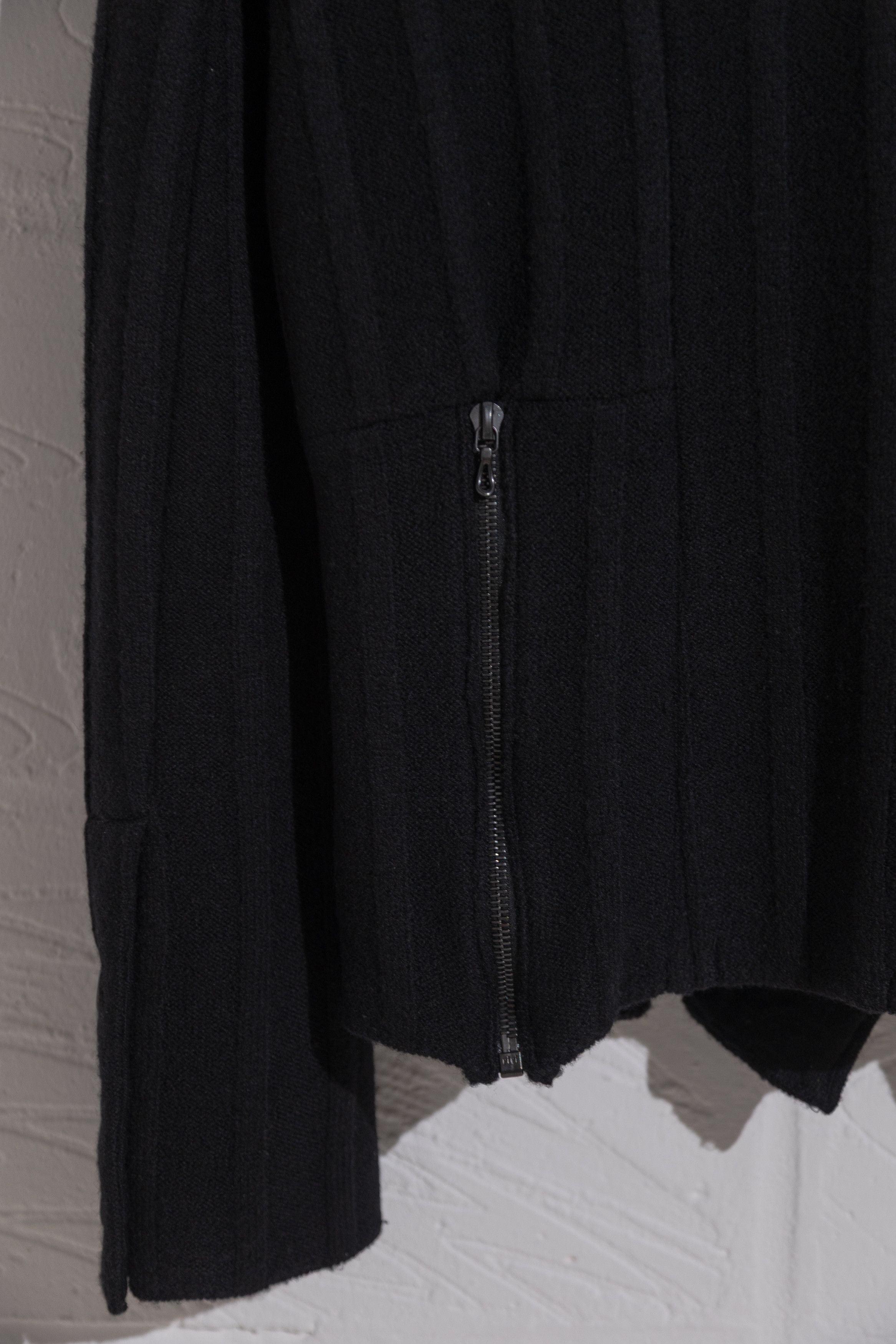 Undercover AW06/07 'But Beautiful V Guru Guru' Knit Wool Jacket, Size 3 Size US L / EU 52-54 / 3 - 19 Thumbnail