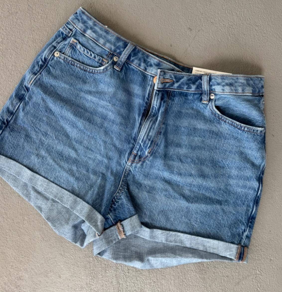 American Eagle Outfitters American Eagle Jean Short 12 NWT Size 34" / US 12 / IT 48 - 1 Thumbnail