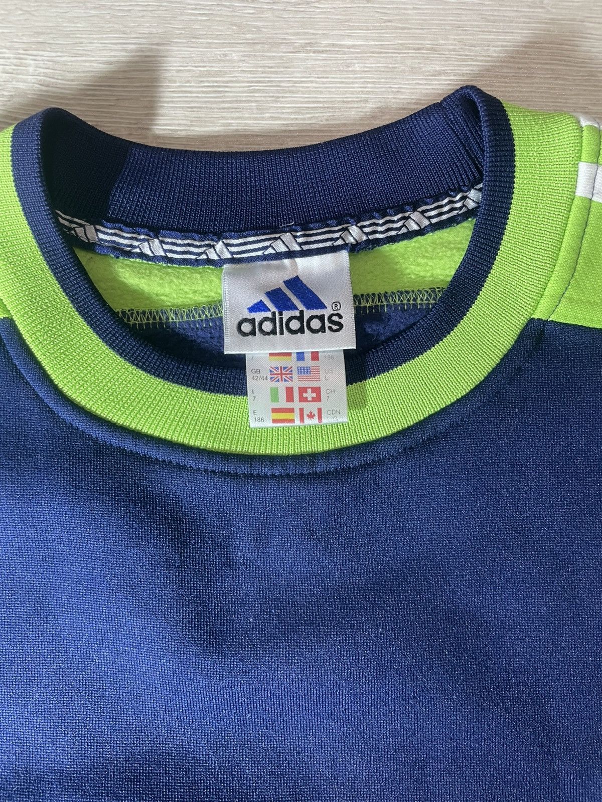 Adidas Vintage Adidas Panel Hoodie Navy/Neon Green L Size US L / EU 52-54 / 3 - 2 Thumbnail