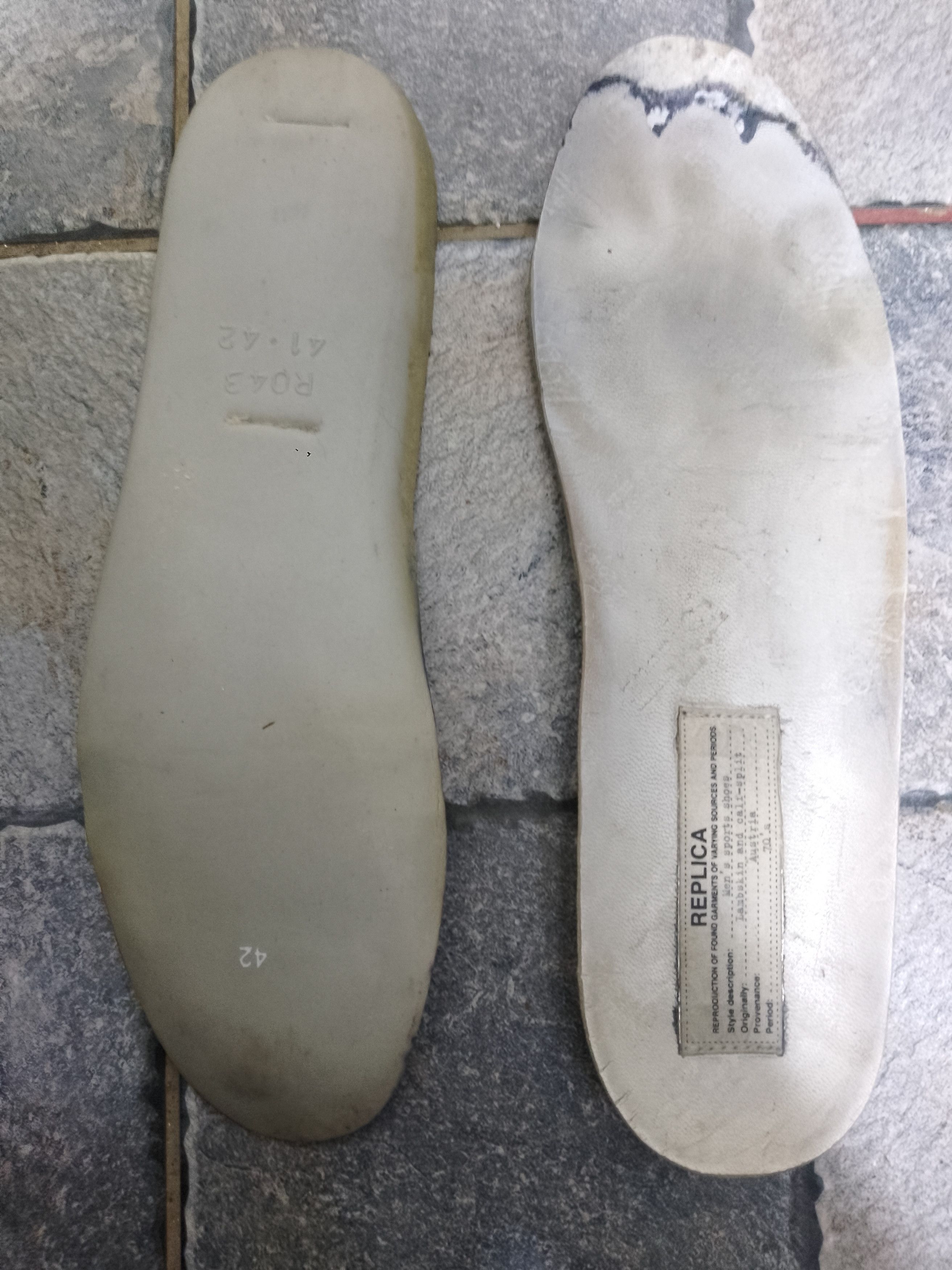 Maison Margiela Maison margiela replica gats leather navy gold sole Size US 9 / EU 42 - 8 Thumbnail