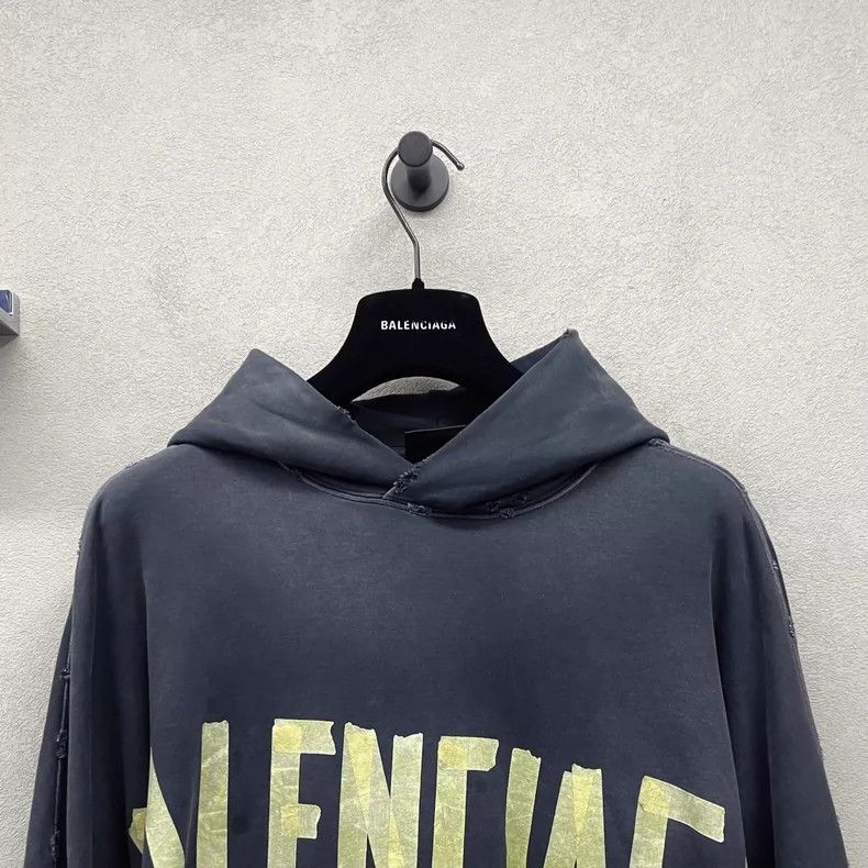 Balenciaga Balenciaga Alphabet Printed Sweatshirt Size US M / EU 48-50 / 2 - 4 Thumbnail