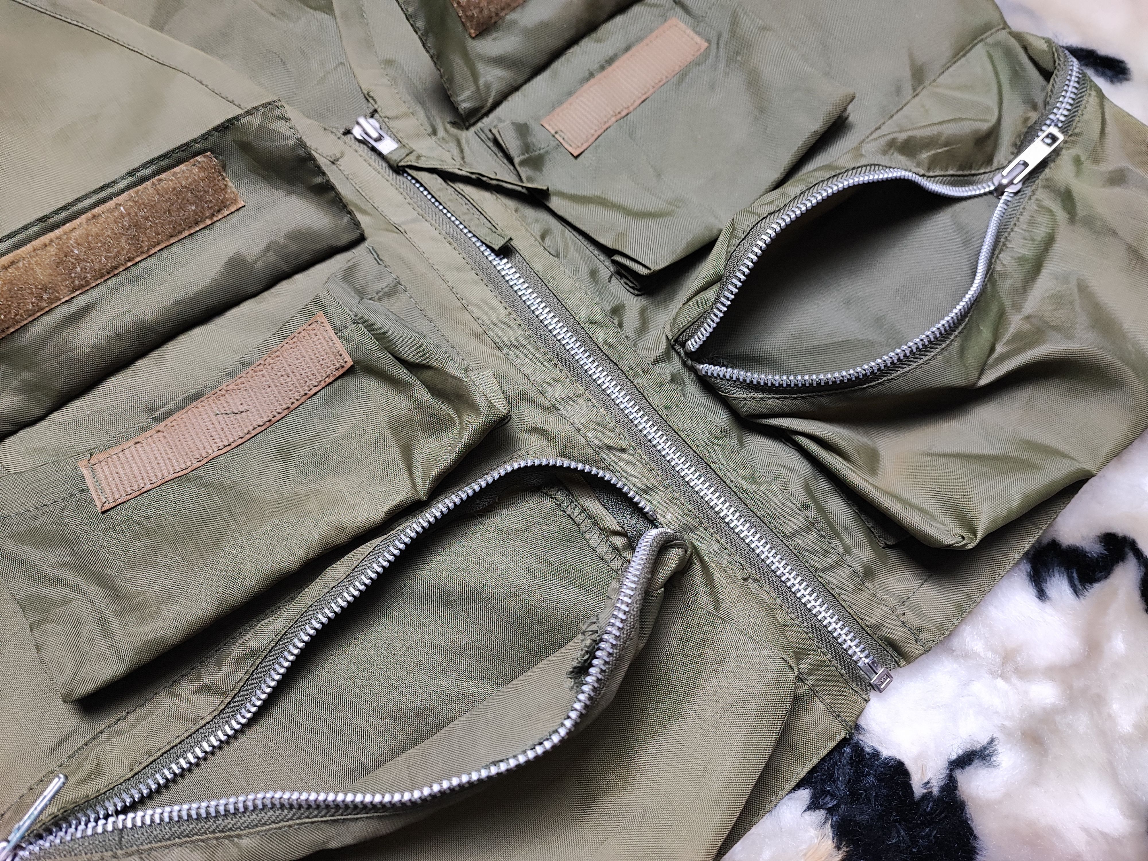 Who Decides War US Air Force Vest OG Size US S / EU 44-46 / 1 - 4 Thumbnail