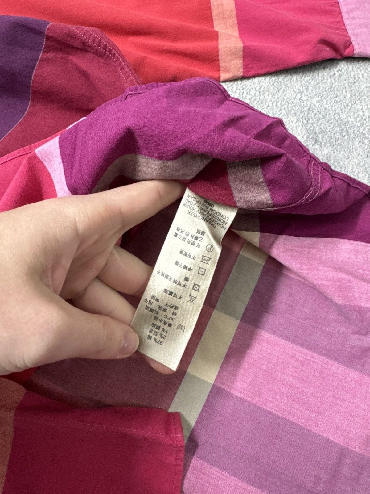 Burberry Vintage Y2k Luxury Burberry Brit Red Button-Up Shirt Size US XL / EU 56 / 4 - 8 Thumbnail