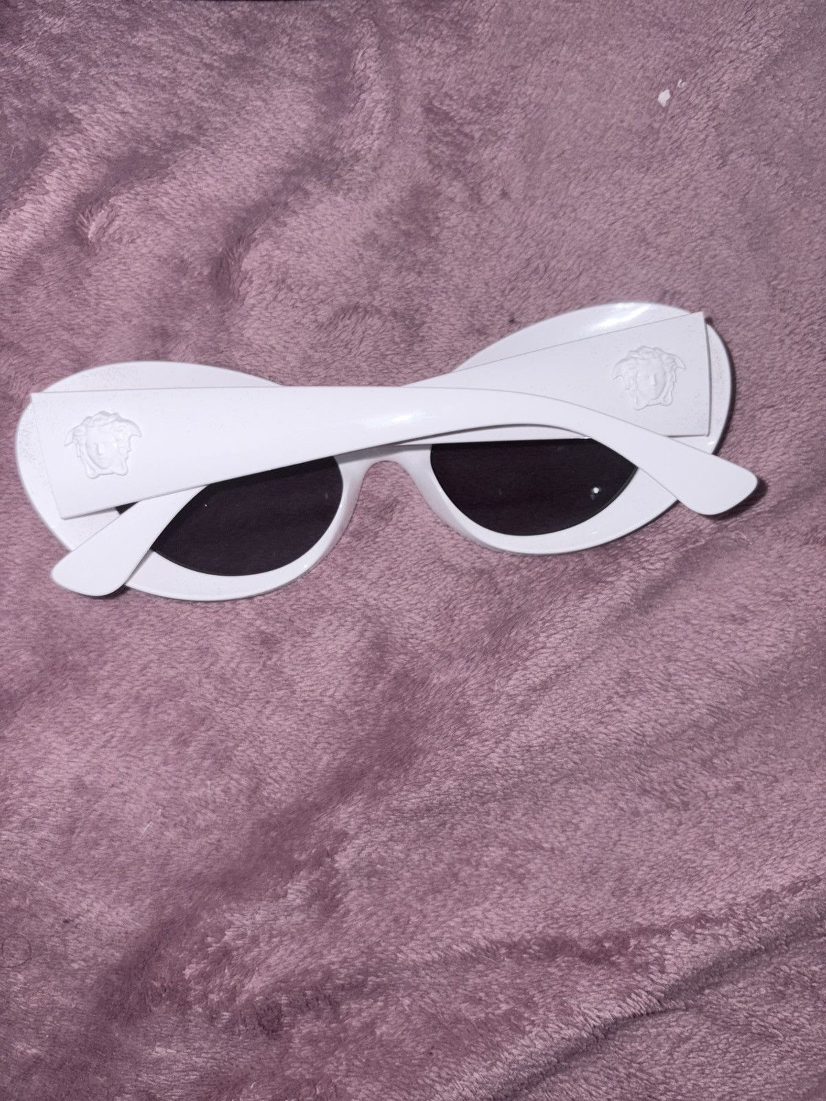 NWT Versace VE4456U White Cat Eye 52mm Sunglasses Authentic Versace VE4456-U White Medusa Oval Sunglasses main image 2