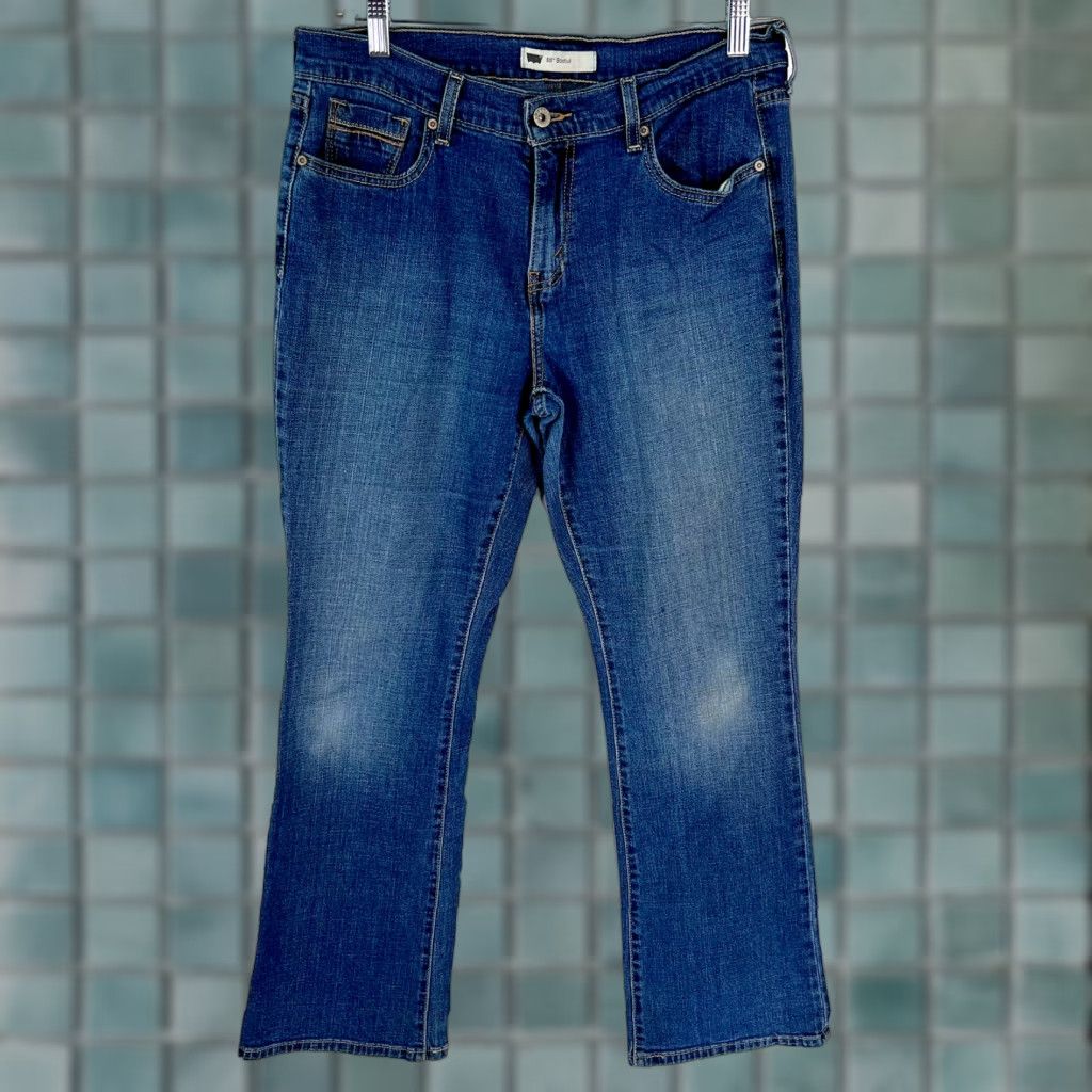 Levi's Levi's Womens Jeans Bootcut 5-Pocket Denim Size 10 Regular Low Rise Blue 32x32 515 M Vintage No Women Size 32" / US 10 / IT 46 - 1 Thumbnail
