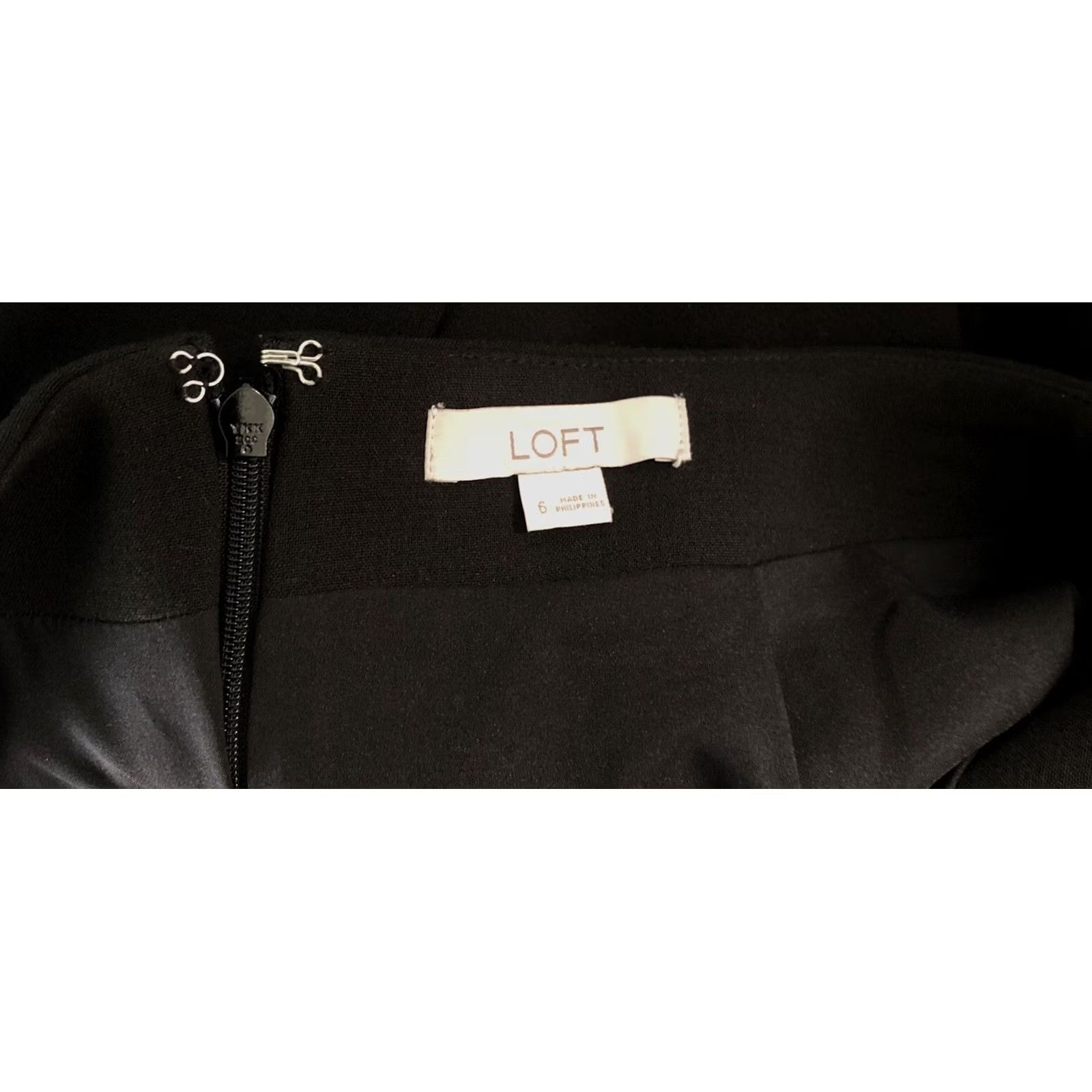 Ann Taylor VINTAGE Ann Taylor Skirt Clothing Women 6 Black A-Line Cut Out Scallop Hem 30" 19" Lined Polyester Rayon Spandex Twill Modern Coquette whimsy Size 28" / US 6 / IT 42 - 3 Thumbnail